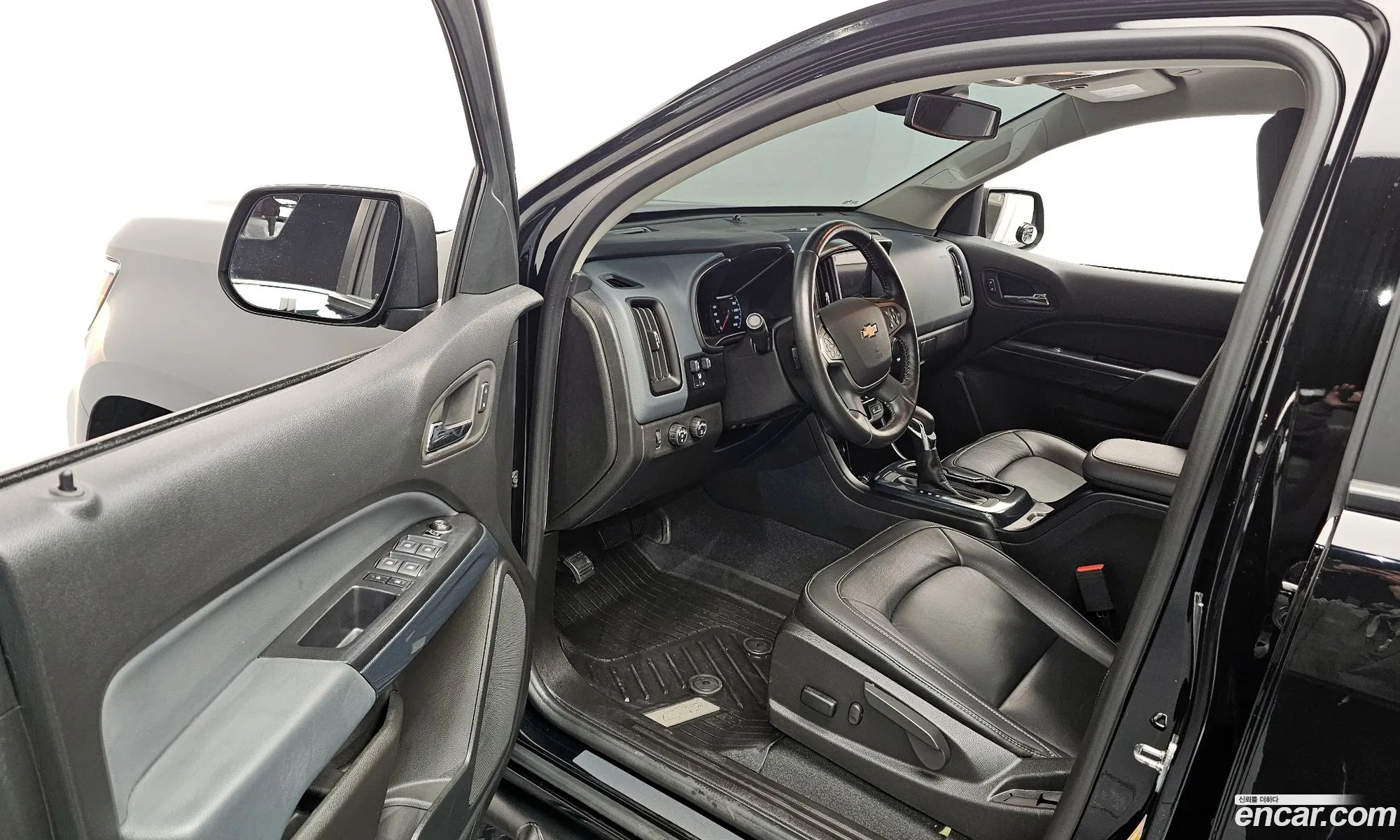 Chevrolet (GM Daewoo) Real New Colorado 2022 — 14