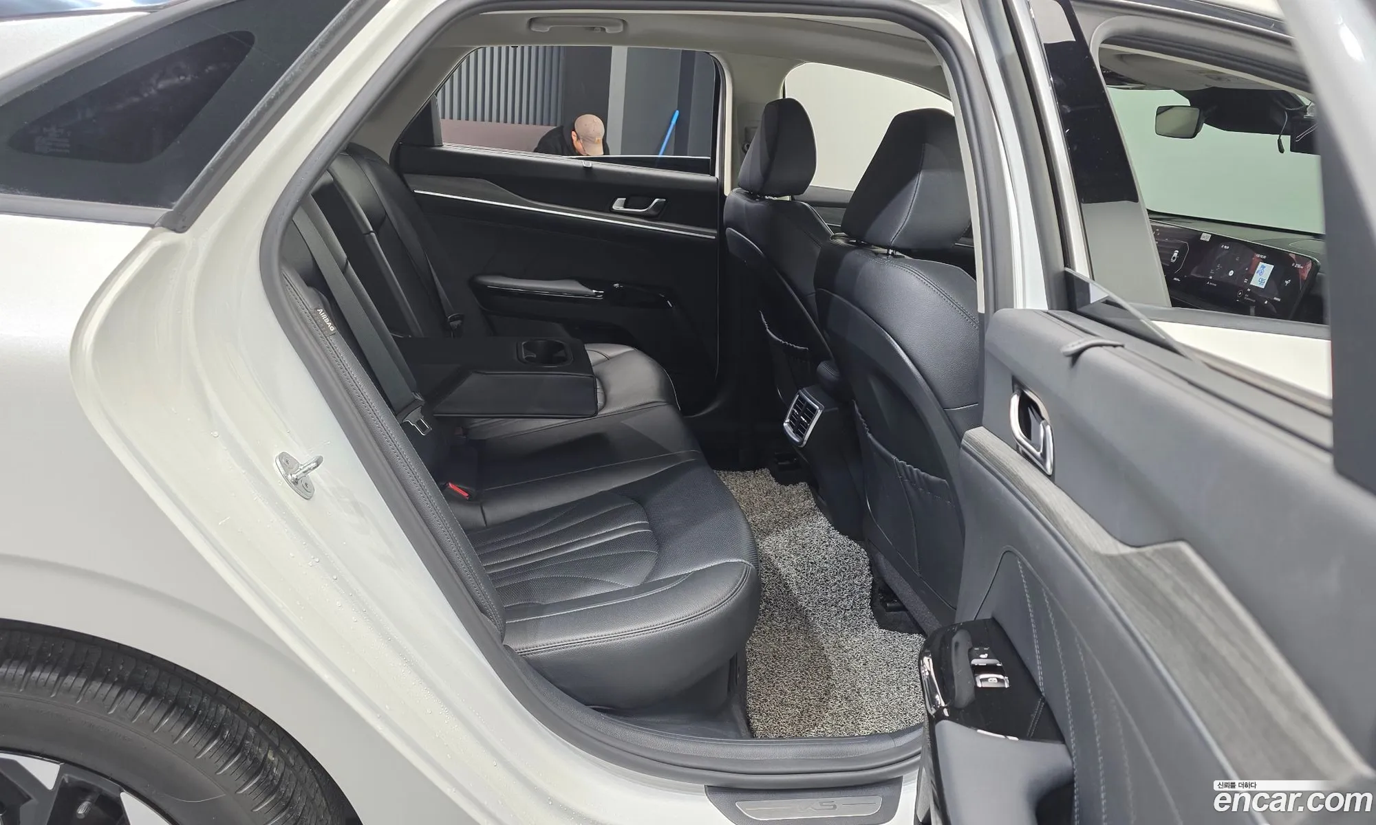 Kia K5 Hybrid 2024 — 3