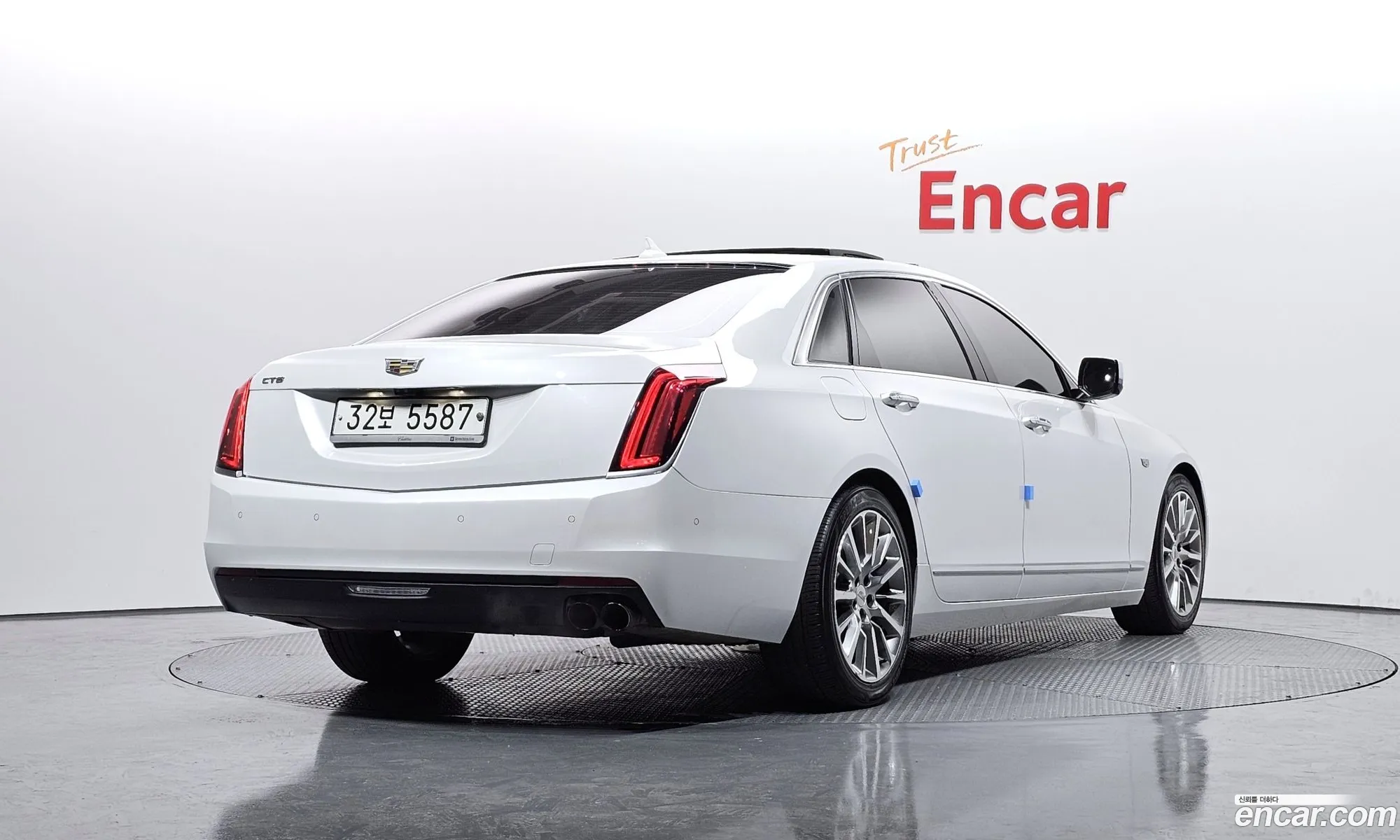 Cadillac CT6 2018 — 12