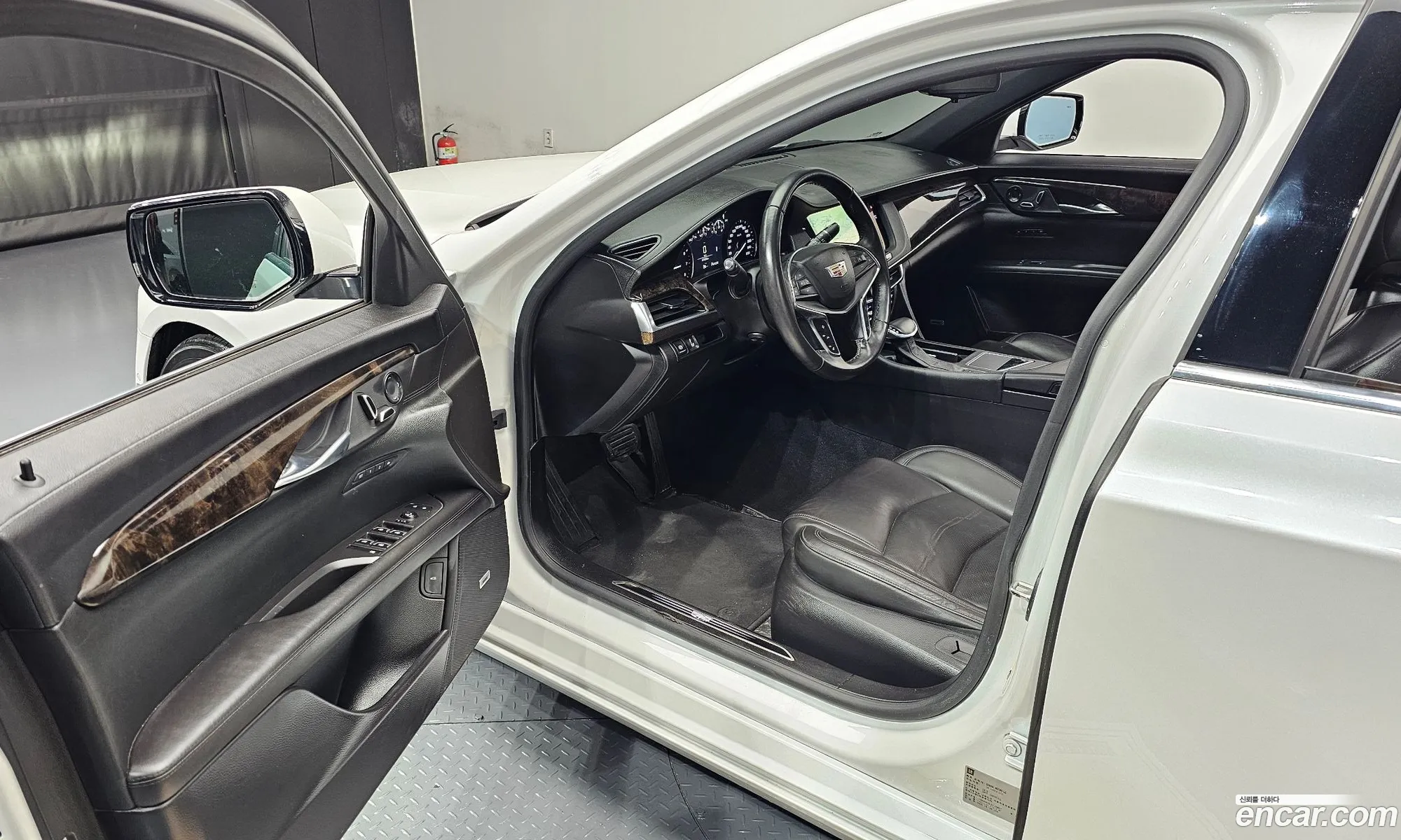 Cadillac CT6 2018 — 13