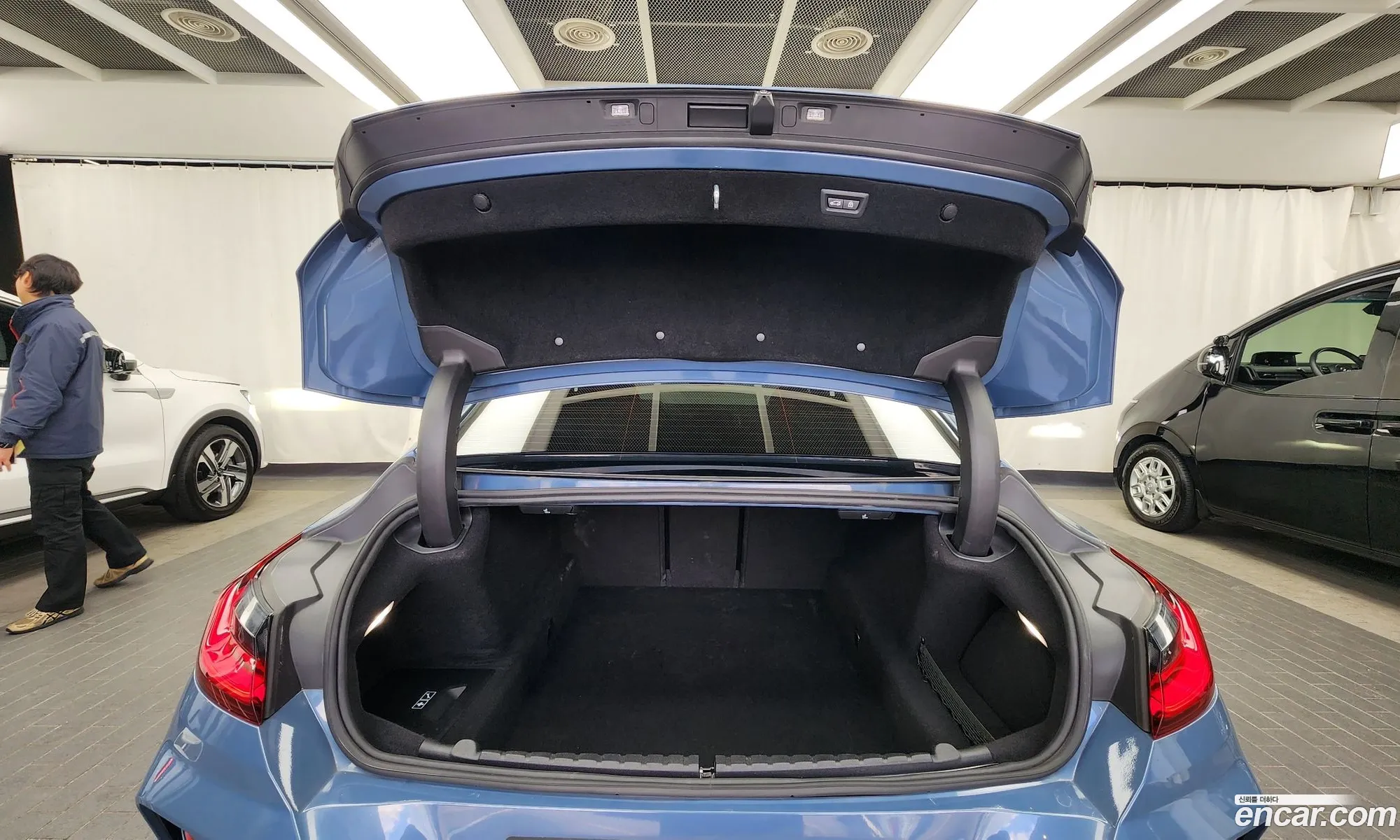 BMW 8 Series 2019 WBAGW4103LBP49643 — 14