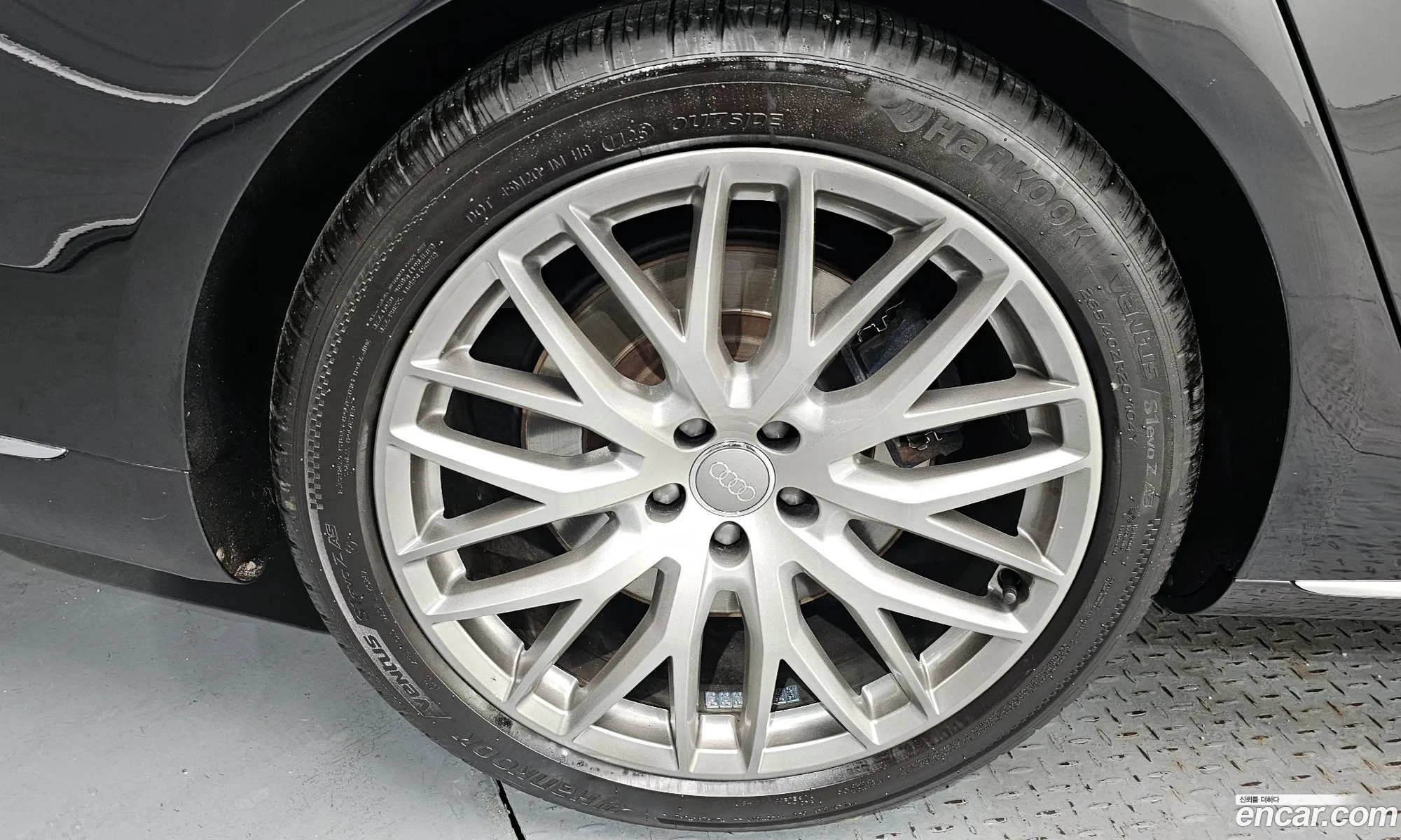 Audi A8 2015 WAUZZZ4H2FN041188 — 13