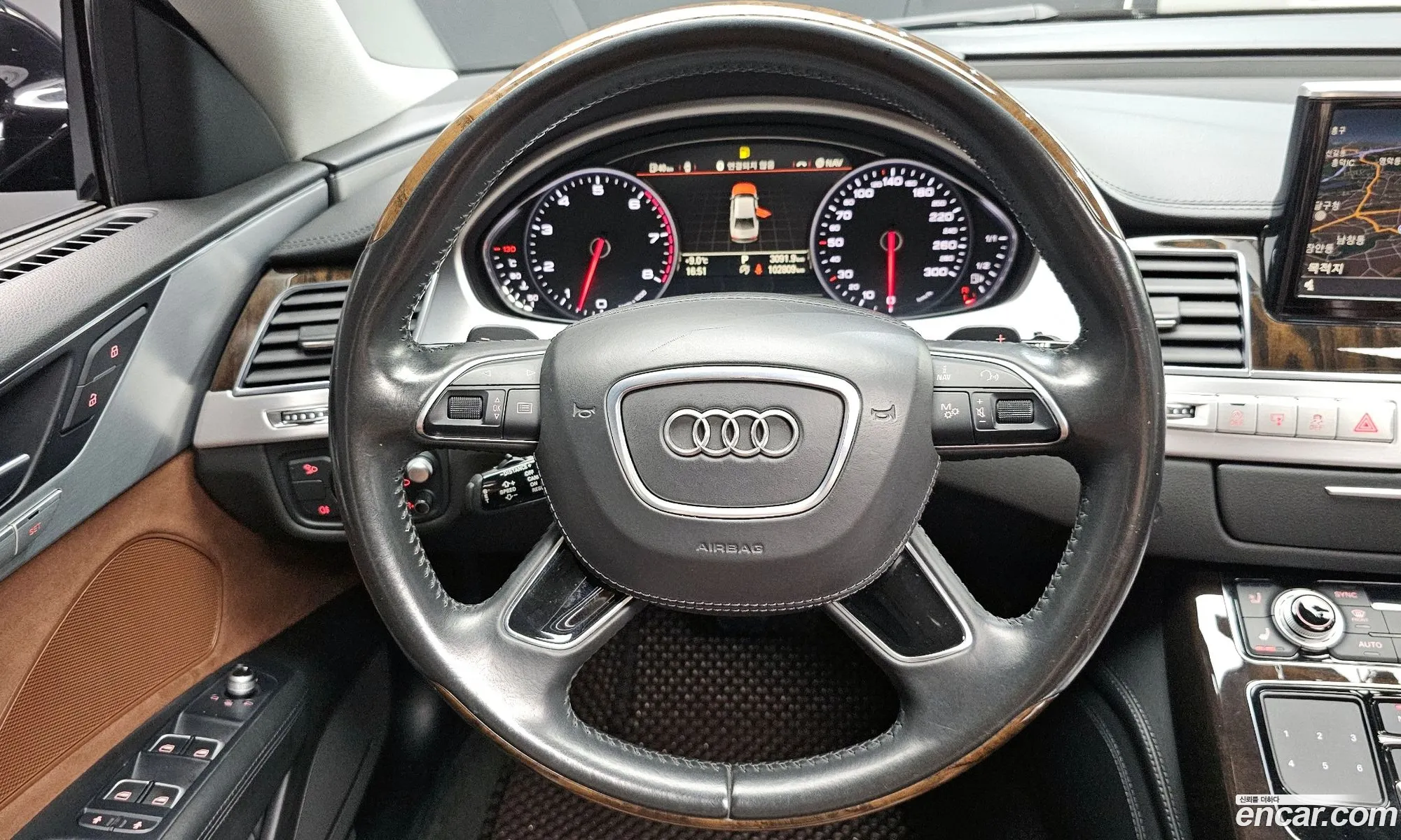 Audi A8 2015 WAUZZZ4H2FN041188 — 5