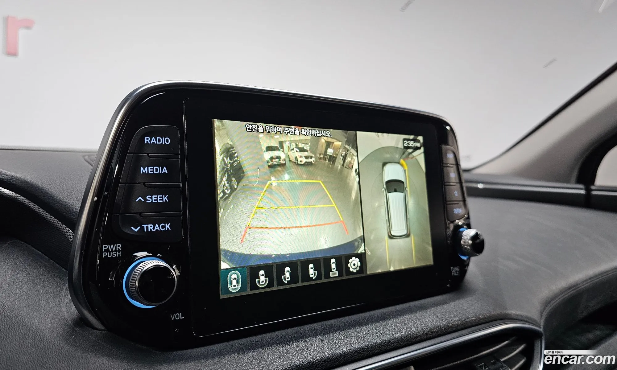 Hyundai Santa Fe TM 2018 — 12