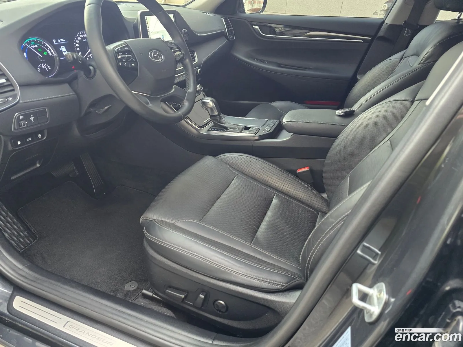 Hyundai Grandeur IG Hybrid 2018 — 7