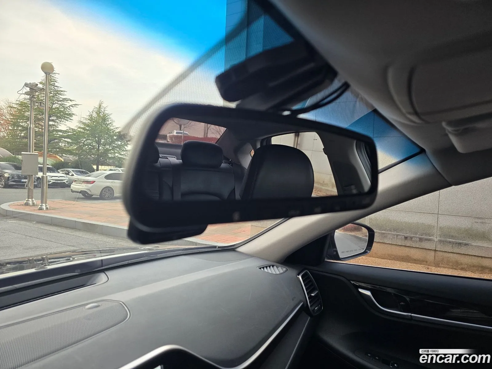 Hyundai Grandeur IG Hybrid 2018 — 15
