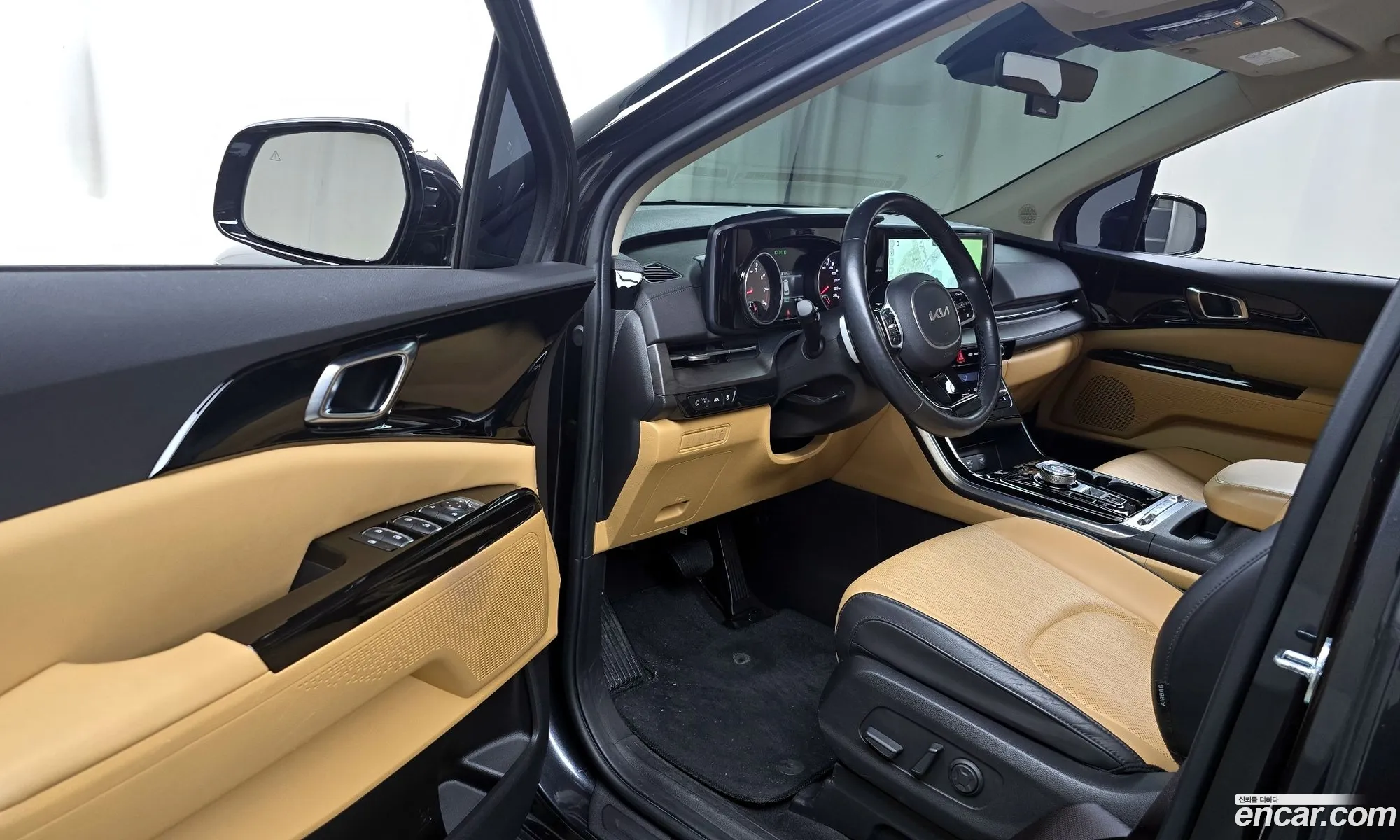 Kia Carnival 2022 — 5