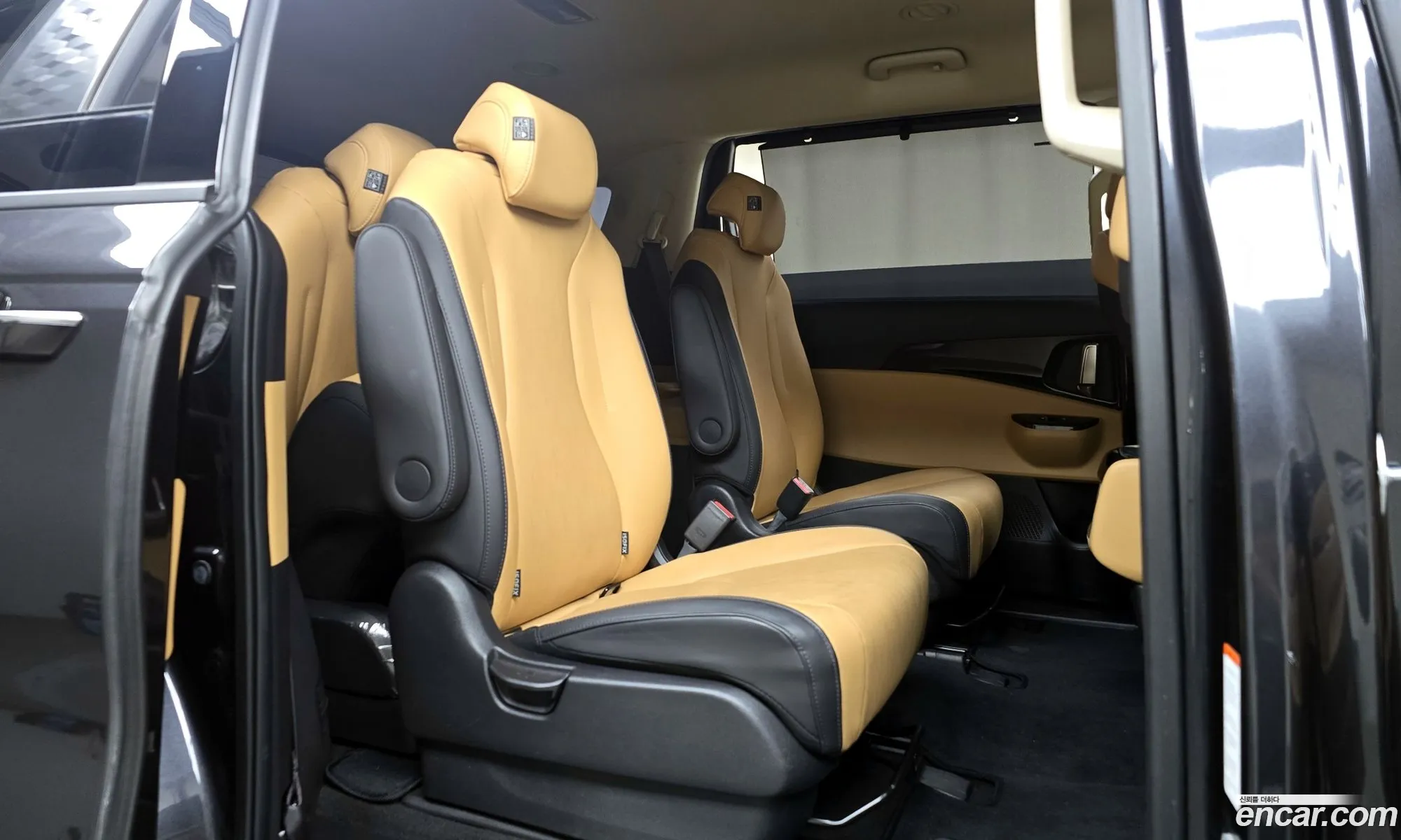 Kia Carnival 2022 — 3