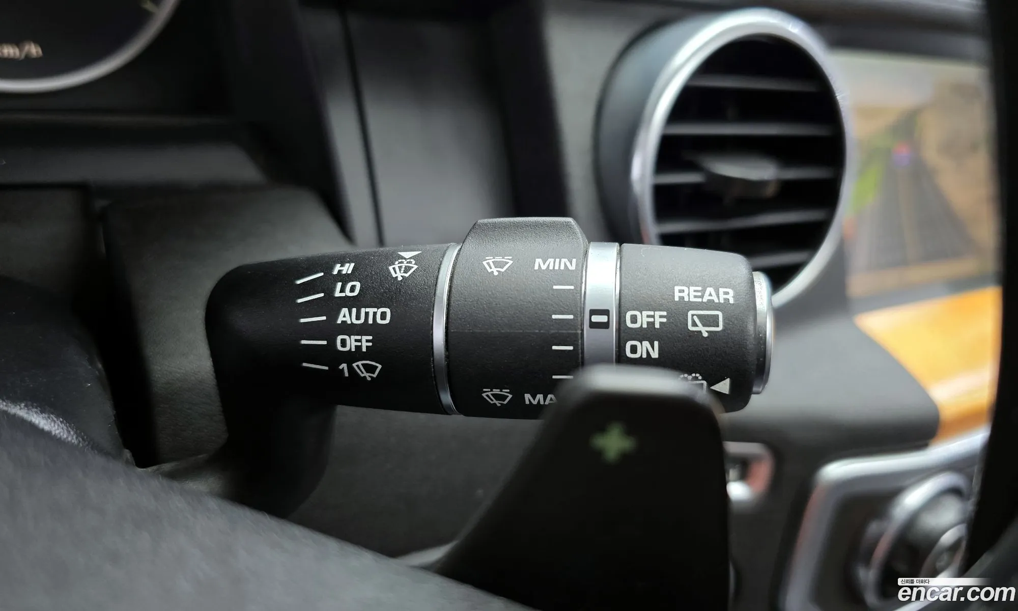 Land Rover Discovery 4 2014 — 2