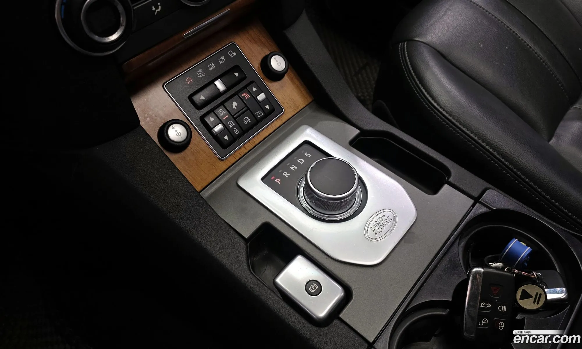 Land Rover Discovery 4 2014 — 17