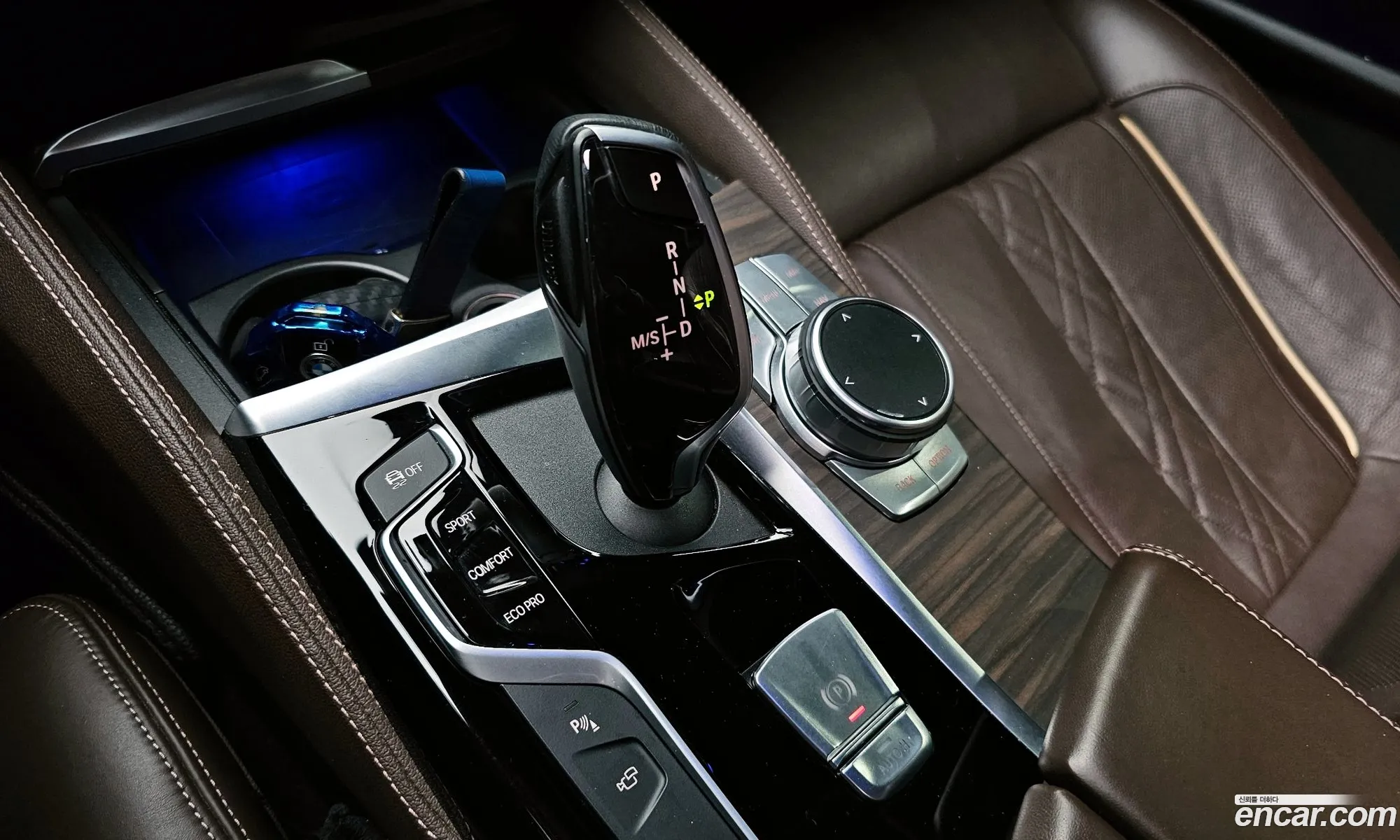 BMW 5 Series 2019 — 12