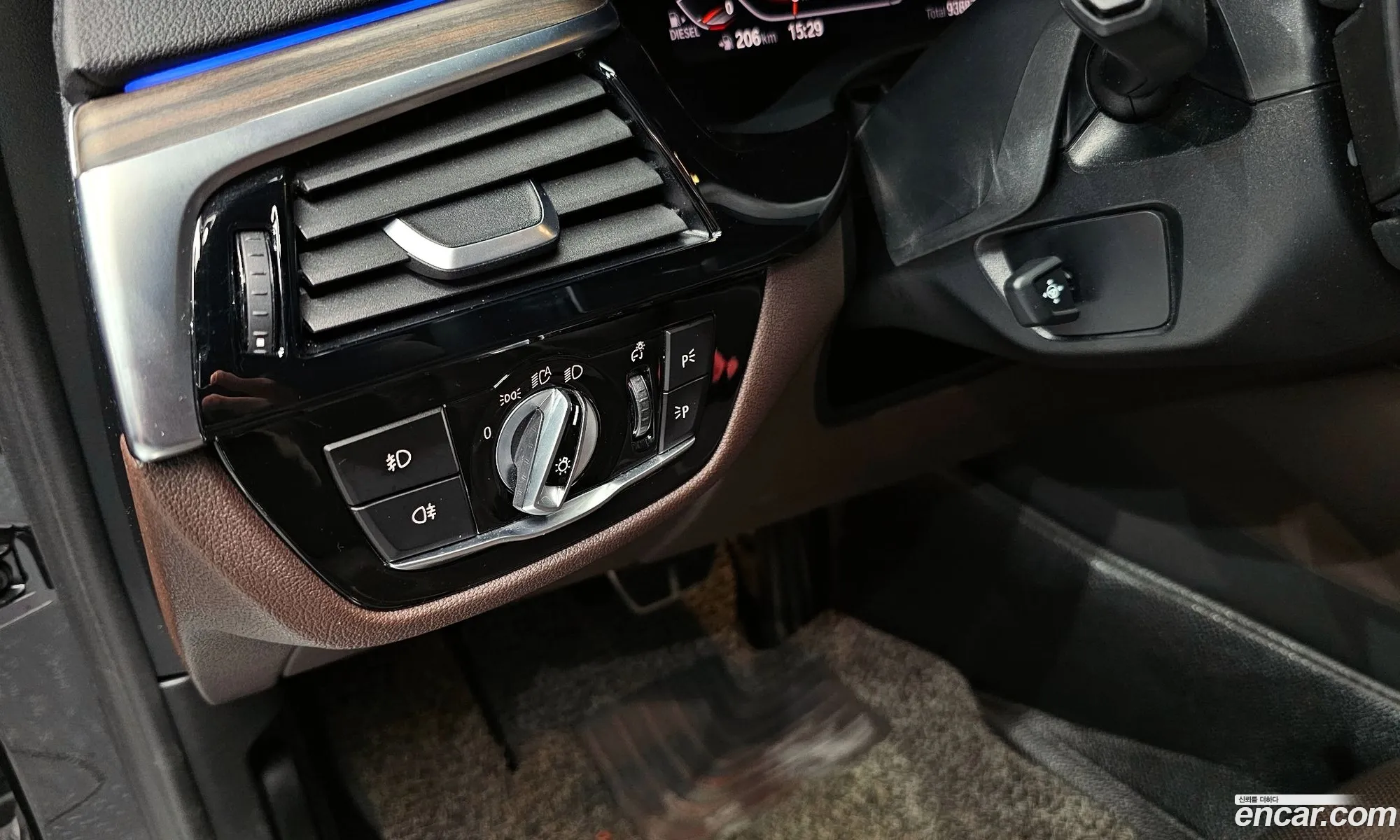 BMW 5 Series 2019 — 6