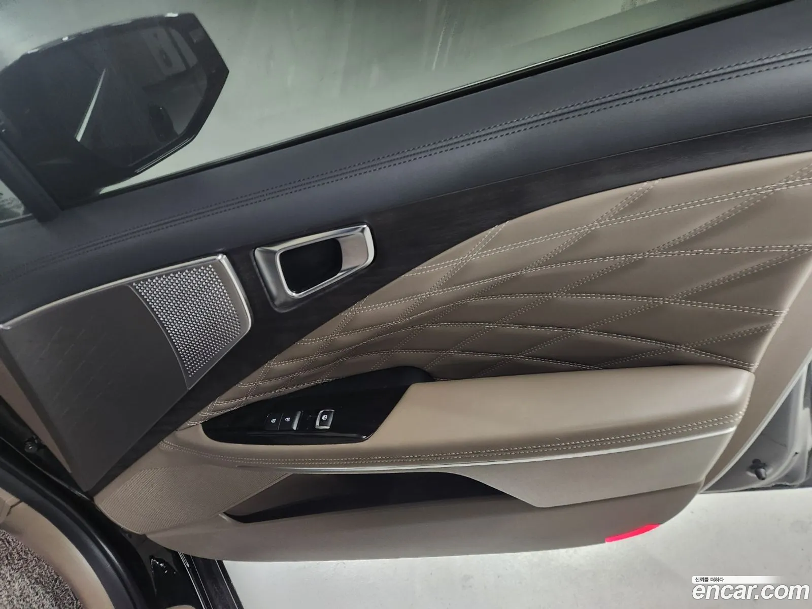 Kia K8 Hybrid 2022 — 2