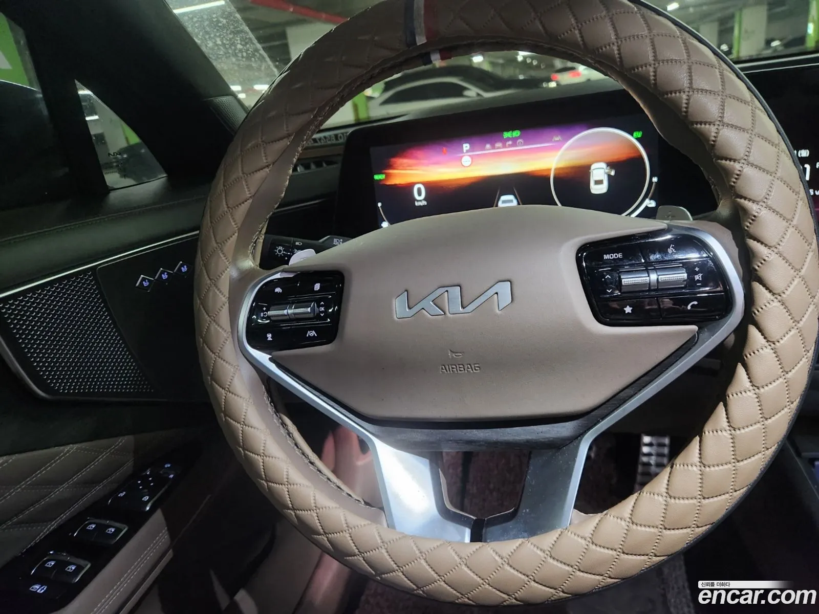 Kia K8 Hybrid 2022 — 12