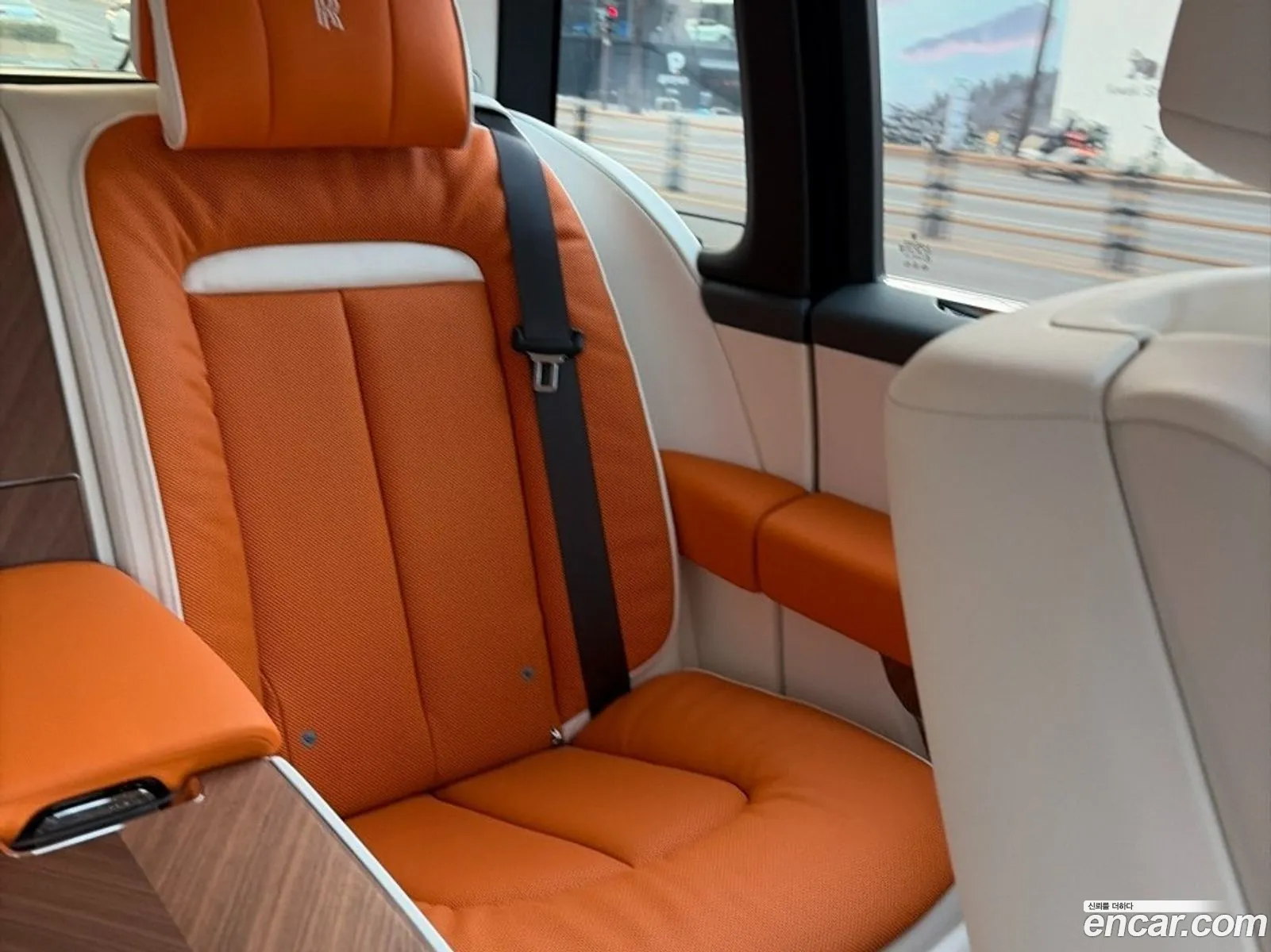 Rolls-Royce Cullinan 2025 — 9