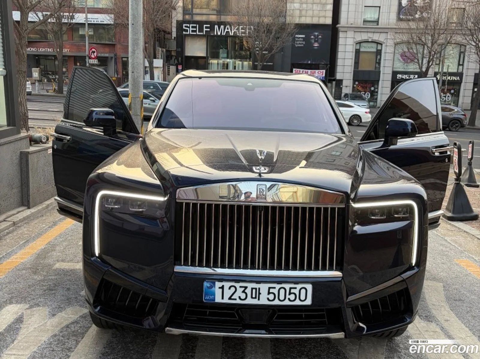 Rolls-Royce Cullinan 2025 — 14