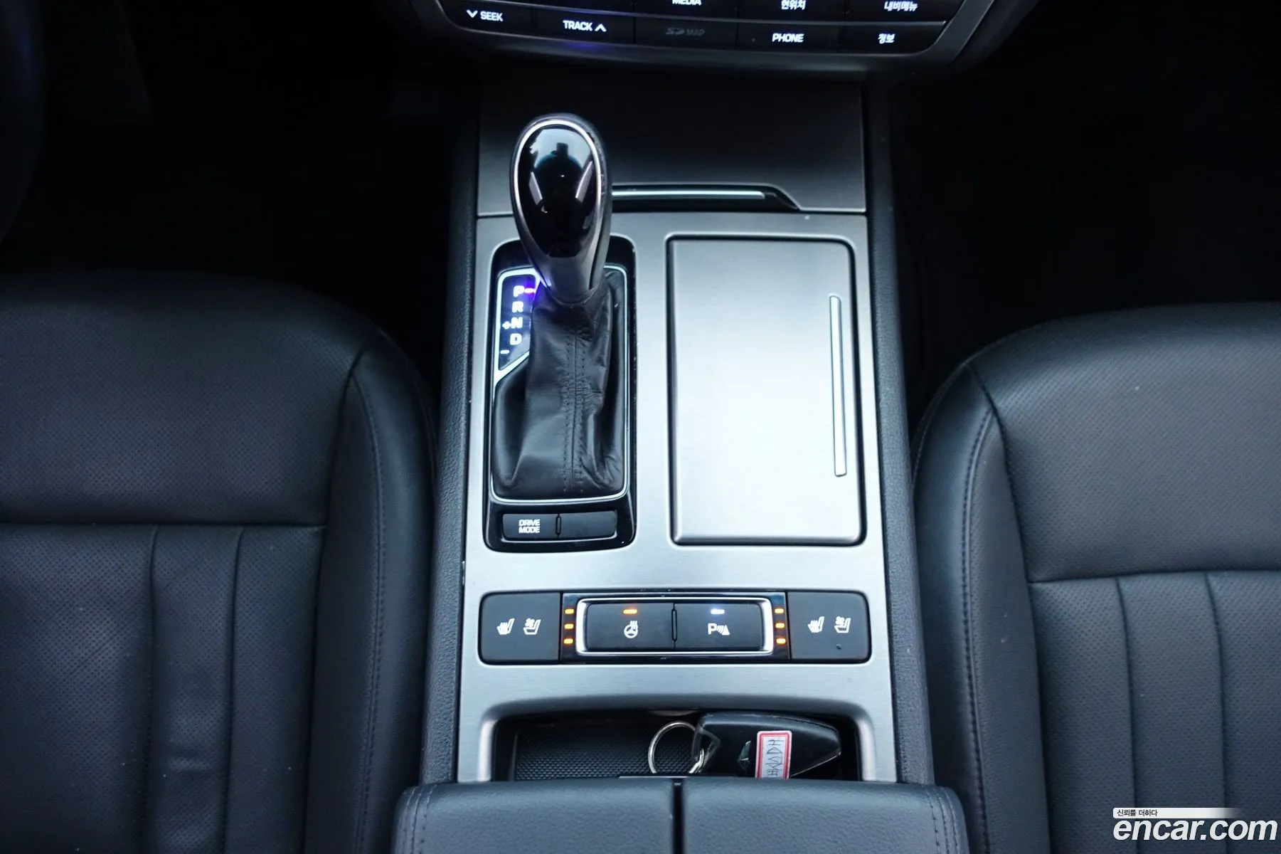 Hyundai Genesis DH 2015 — 7