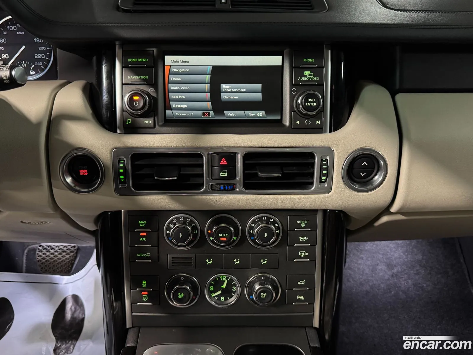 Land Rover Range Rover 2011 — 17