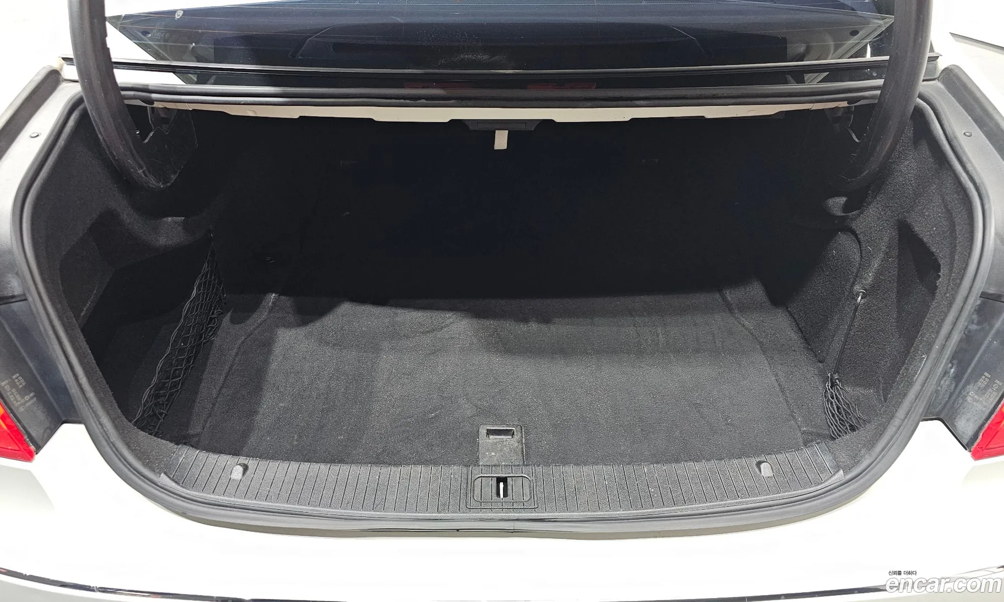 Mercedes-Benz E-Class W212 2012 WDDHF0CB5CA594653 — 11