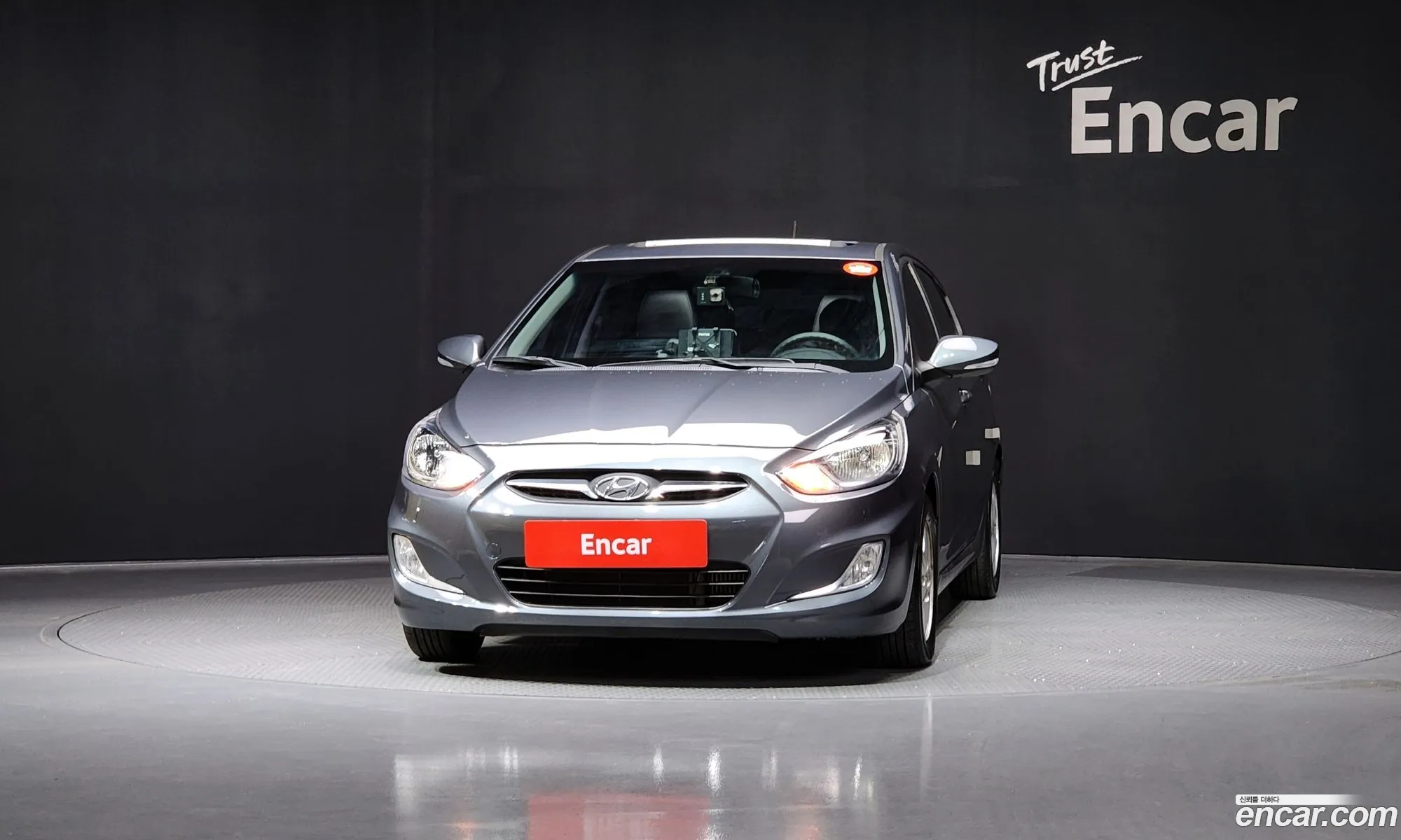 Hyundai Accent 2011 — 10