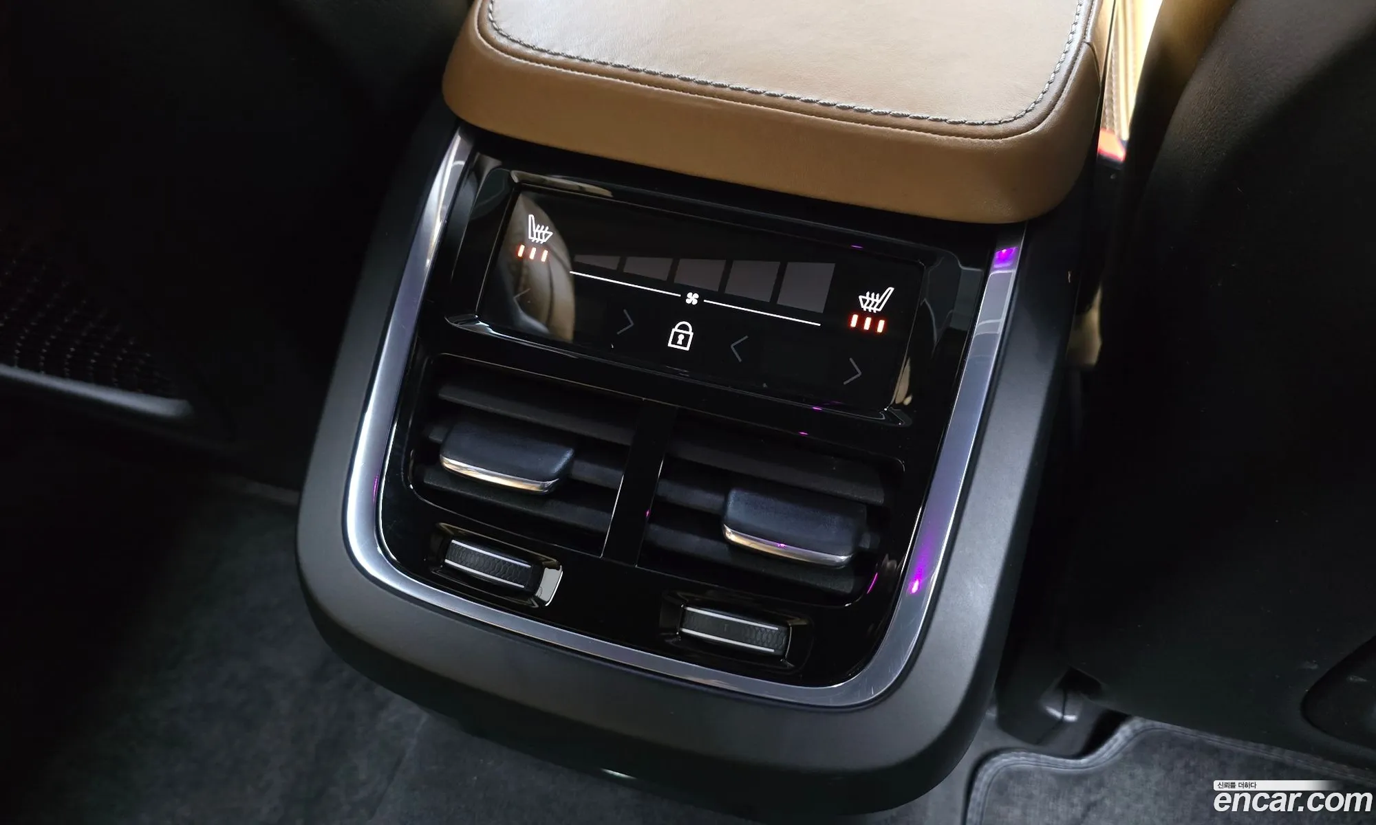 Volvo S90 2018 LVYPS102DKP057119 — 18