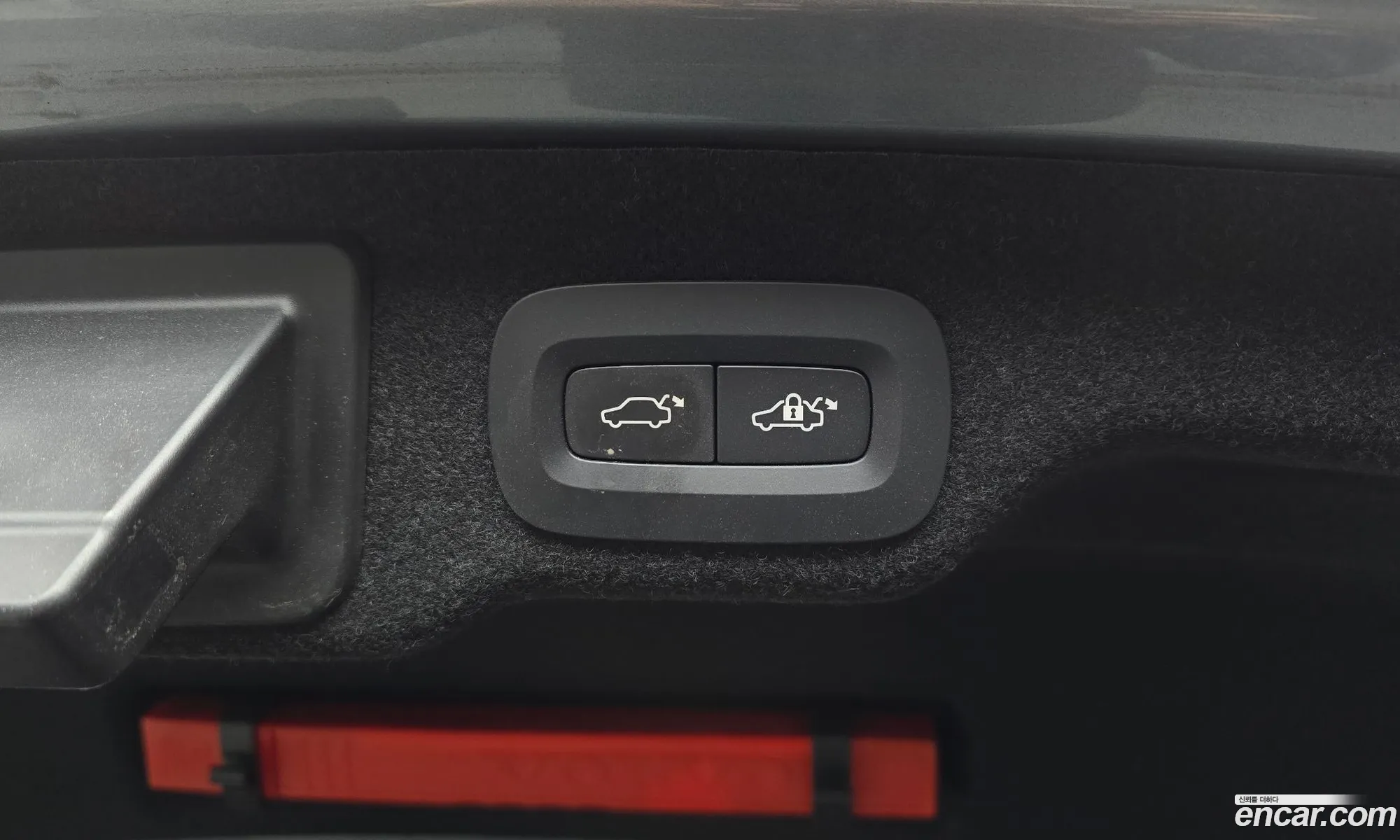 Volvo S90 2018 LVYPS102DKP057119 — 20