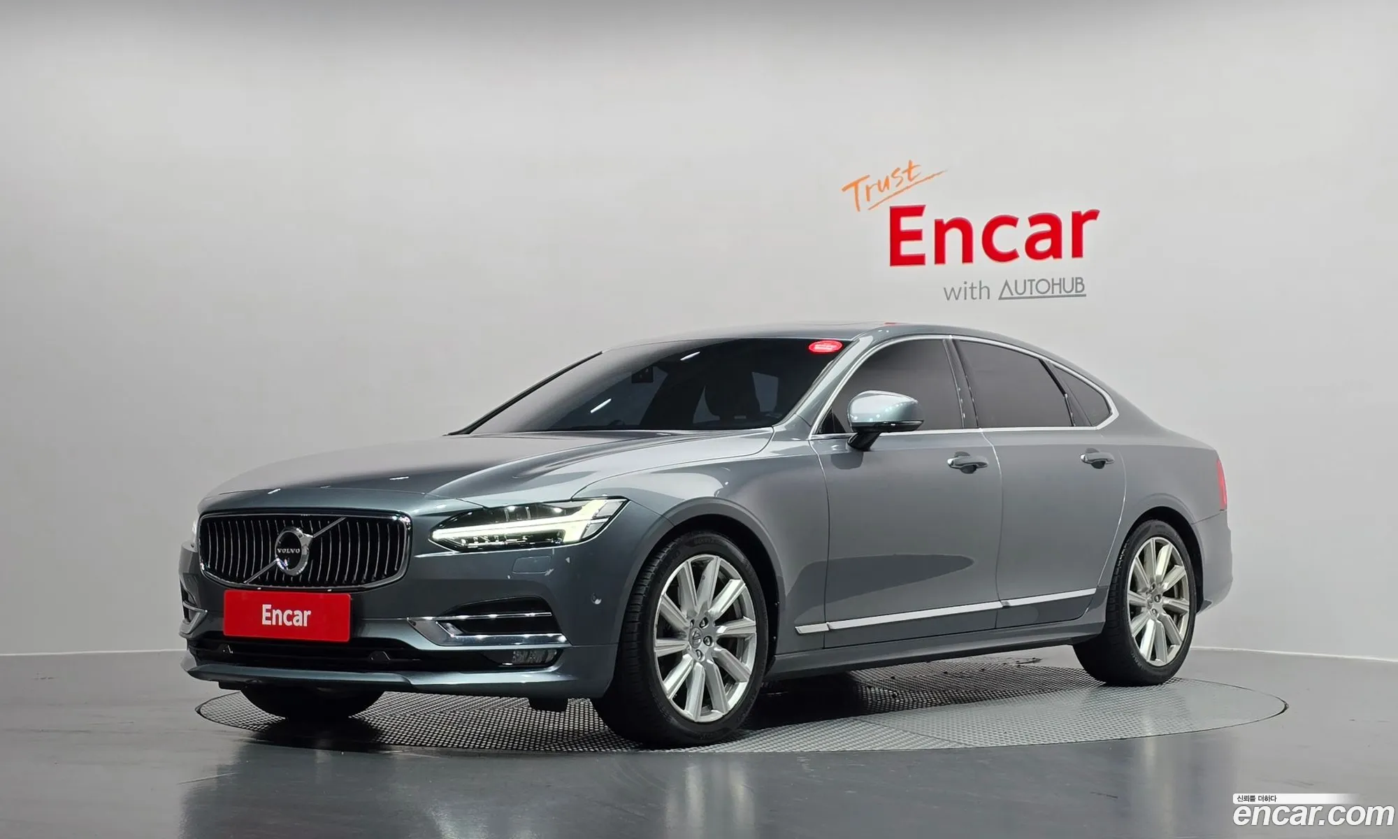Volvo S90 2018 LVYPS102DKP057119 — 17