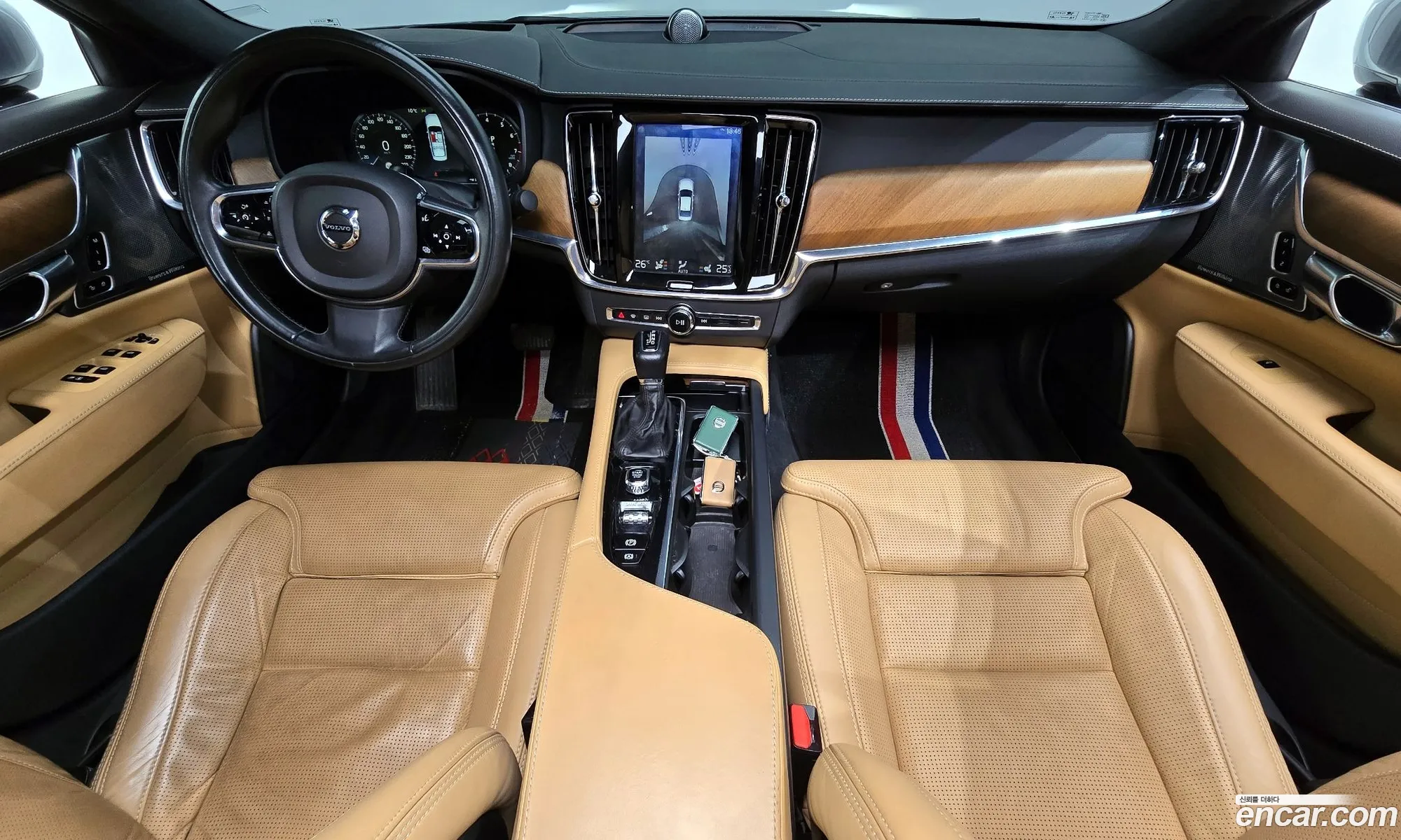 Volvo S90 2019 — 17