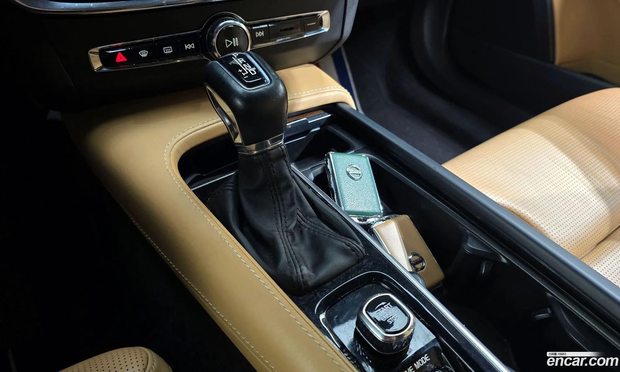 Volvo S90 2019 — 14
