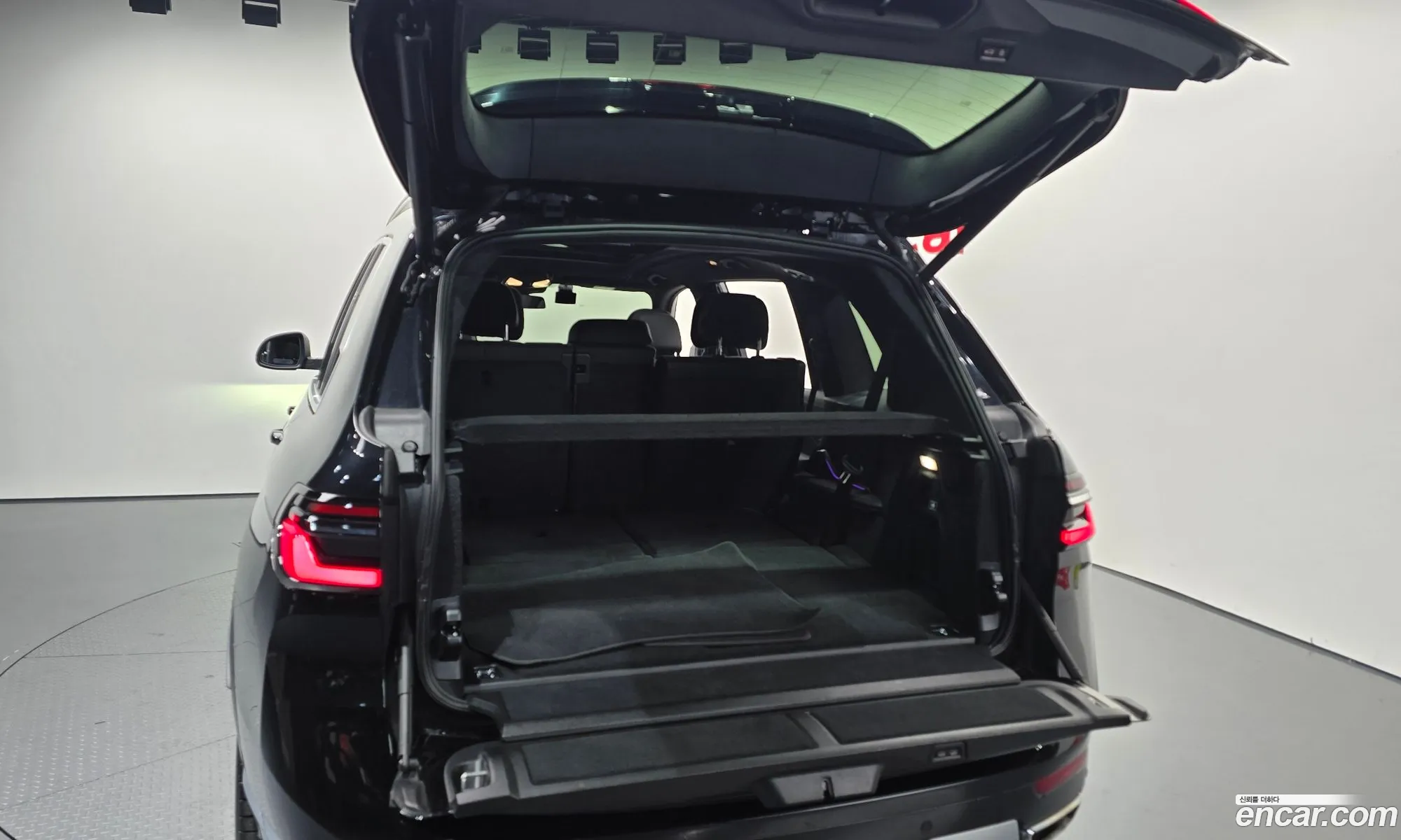 BMW X7 2023 WBA21EN04P9P43811 — 9