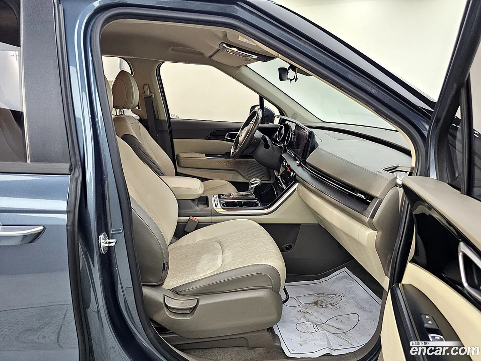 Kia Carnival 2021 — 13
