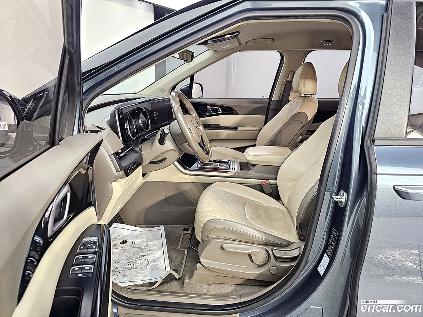 Kia Carnival 2021 — 9
