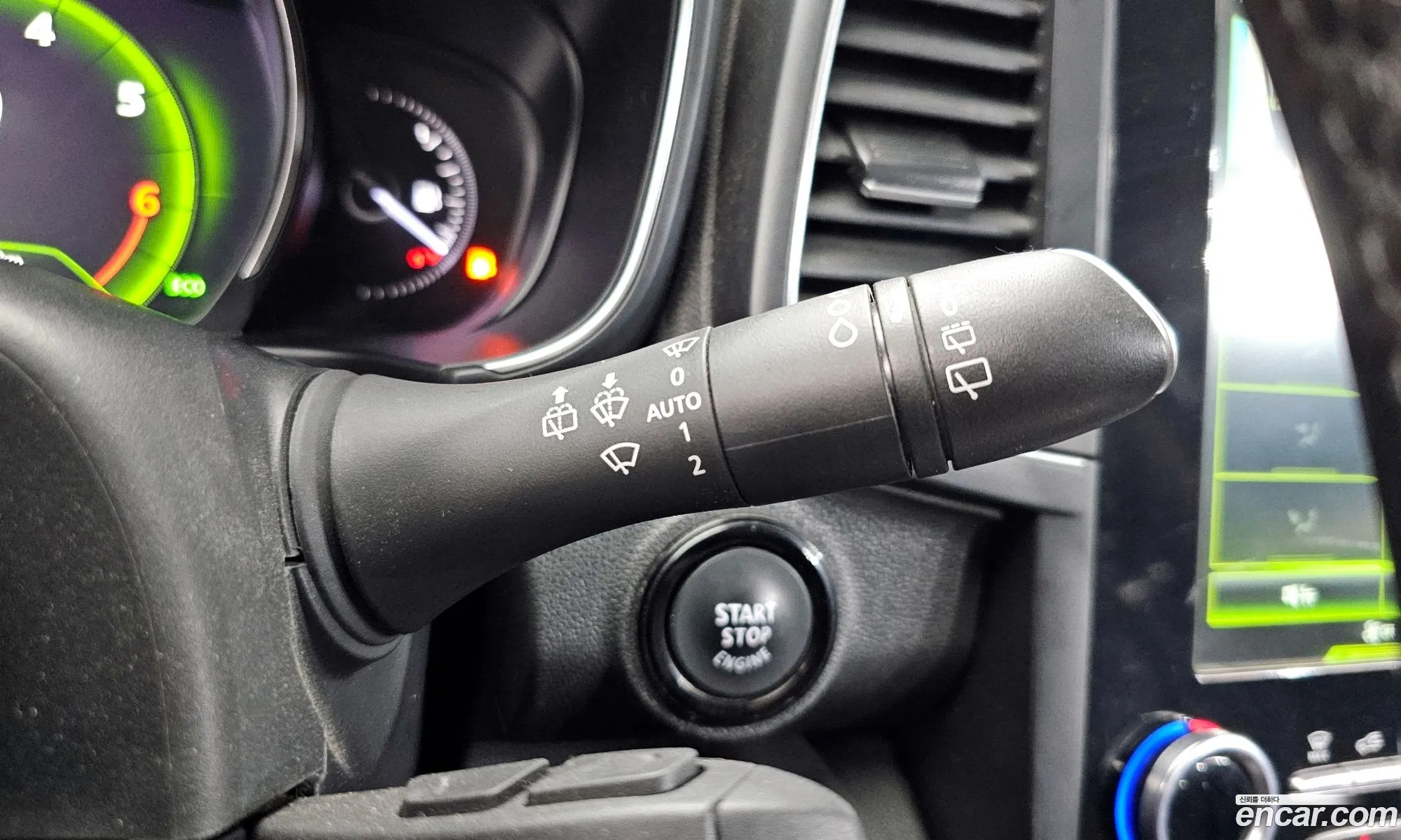 Renault Korea (Samsung) QM6 2019 KNME5C2C2LP010766 — 3