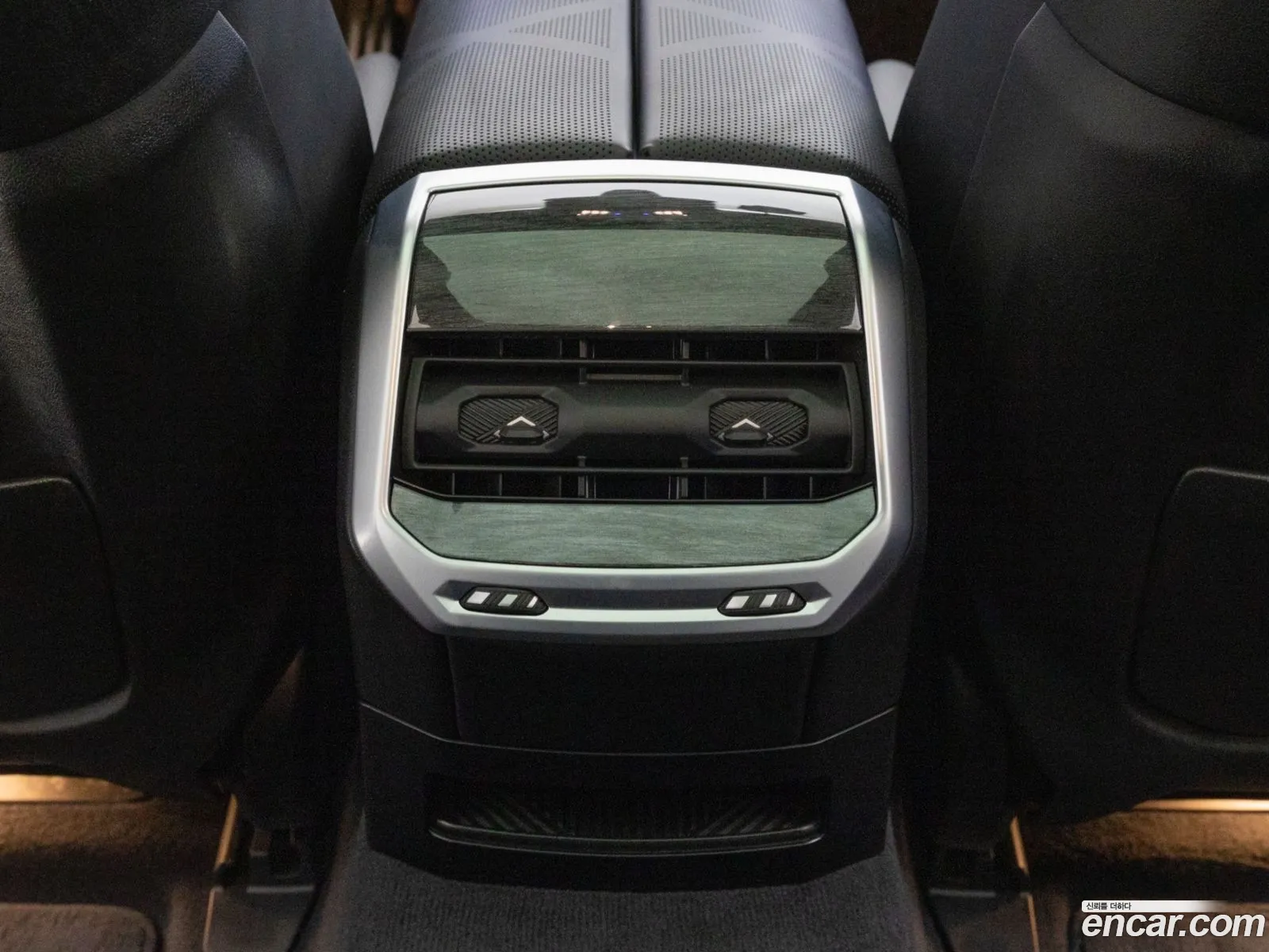 BMW 7 Series 2024 — 19
