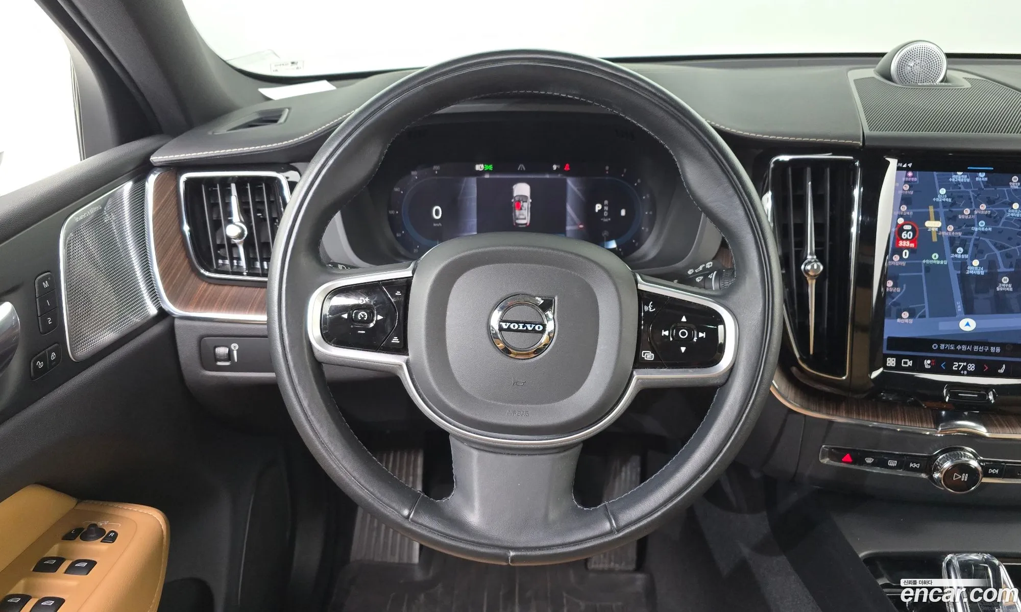 Volvo XC60 2022 — 5