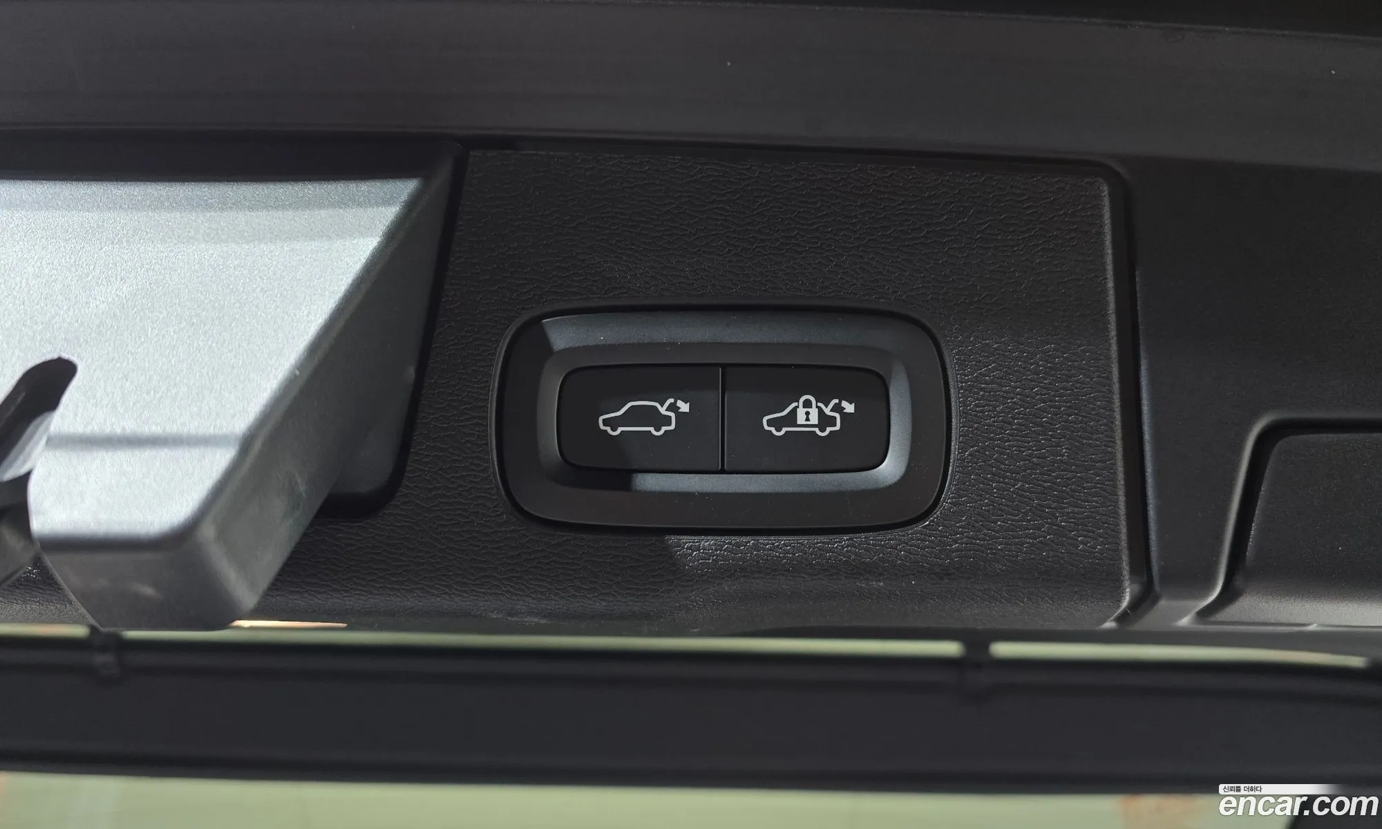 Volvo XC60 2022 — 18