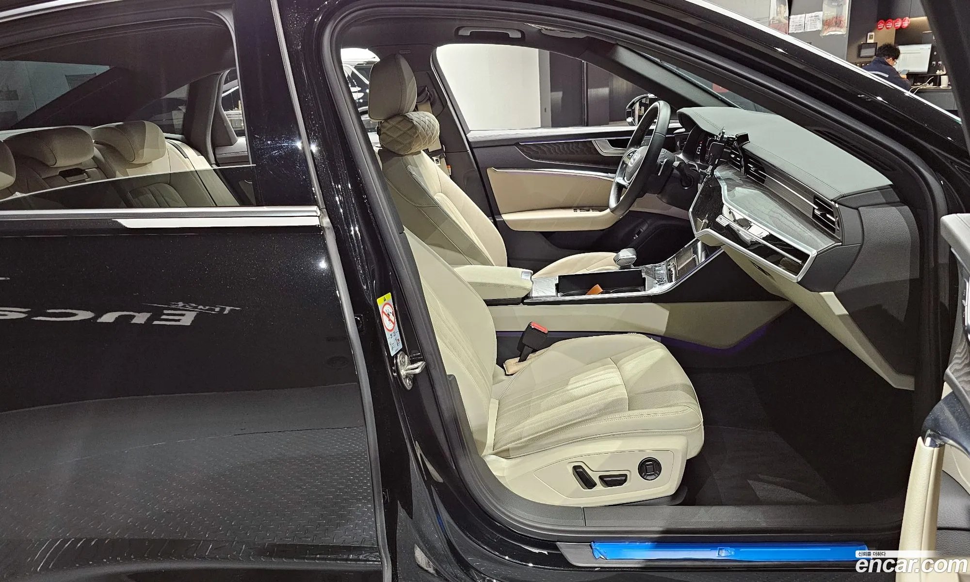 Audi A6 2022 — 14