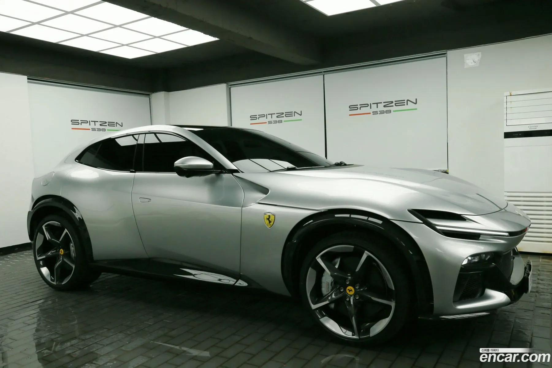 Ferrari Purosangue 2025 — 4