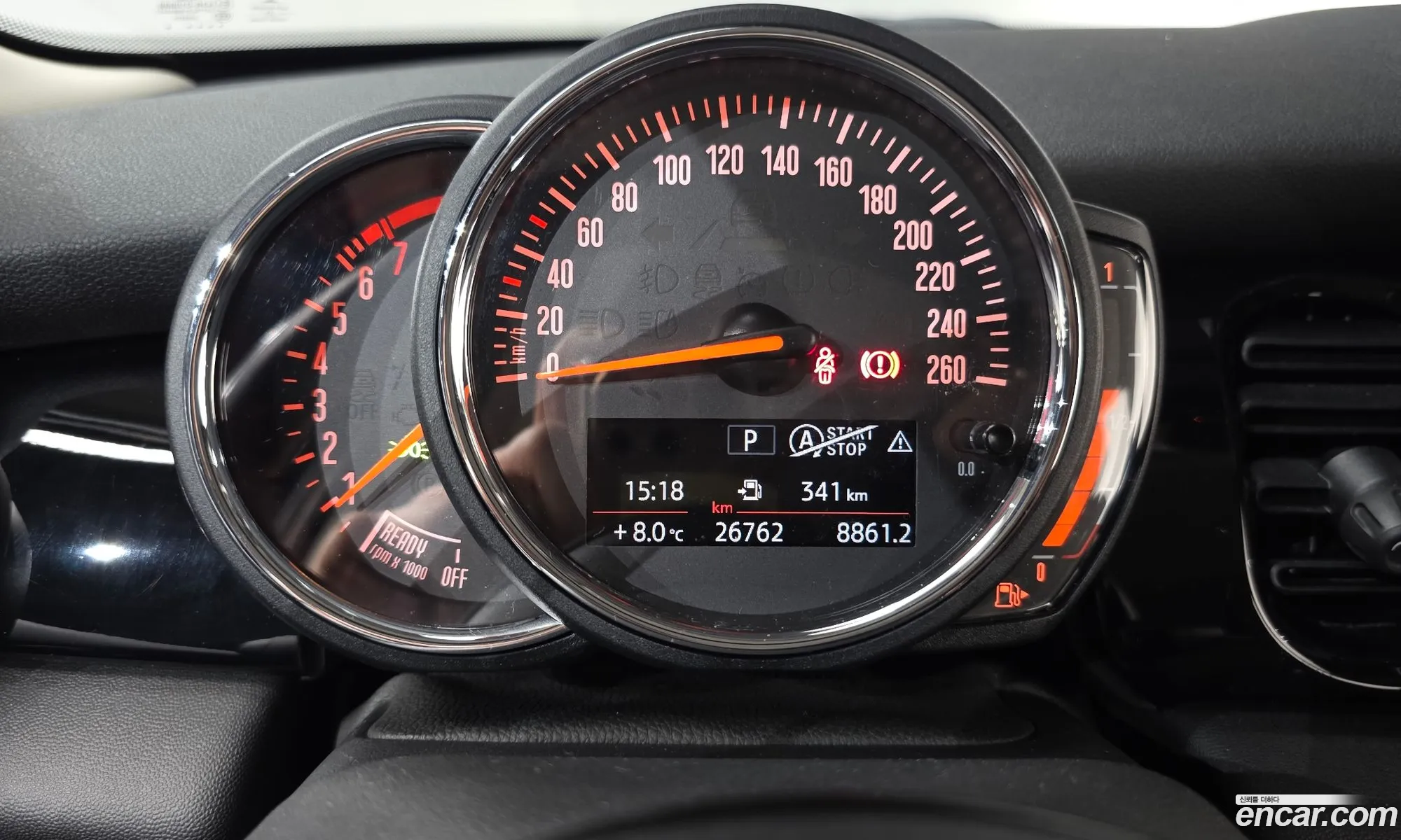 Mini Cooper 2021 — 16