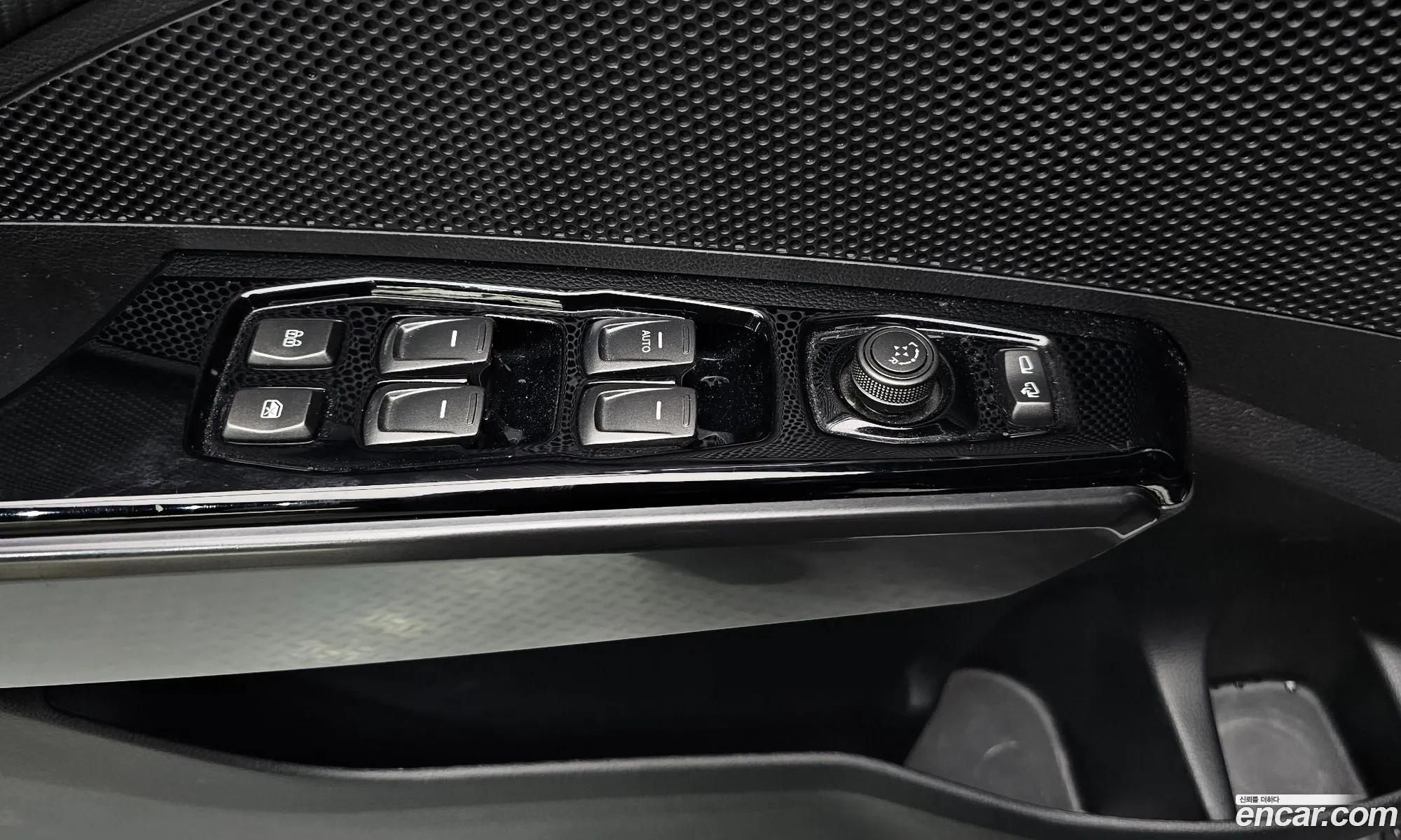 KG Mobility (SsangYong) Tivoli 2019 — 2