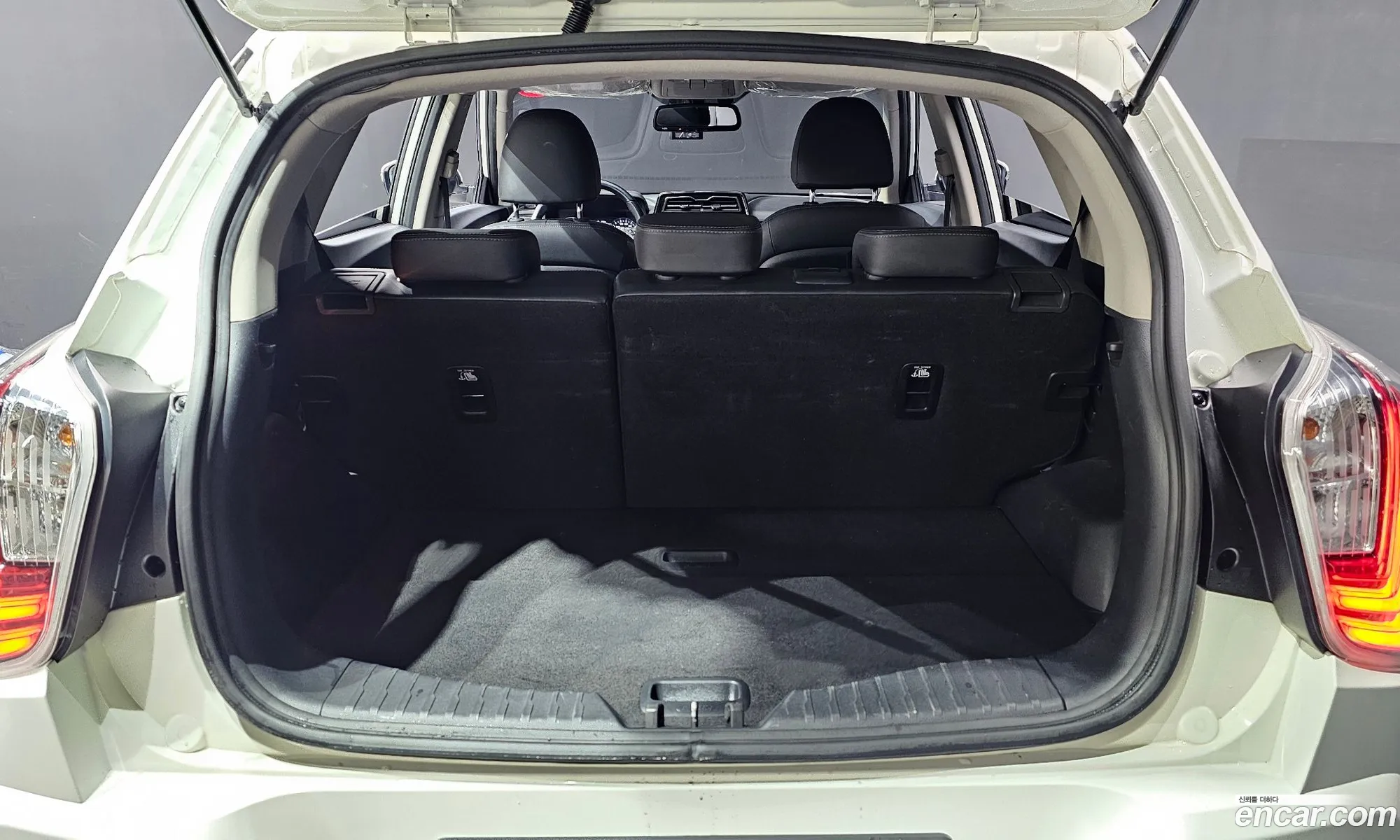 KG Mobility (SsangYong) Tivoli 2019 — 18