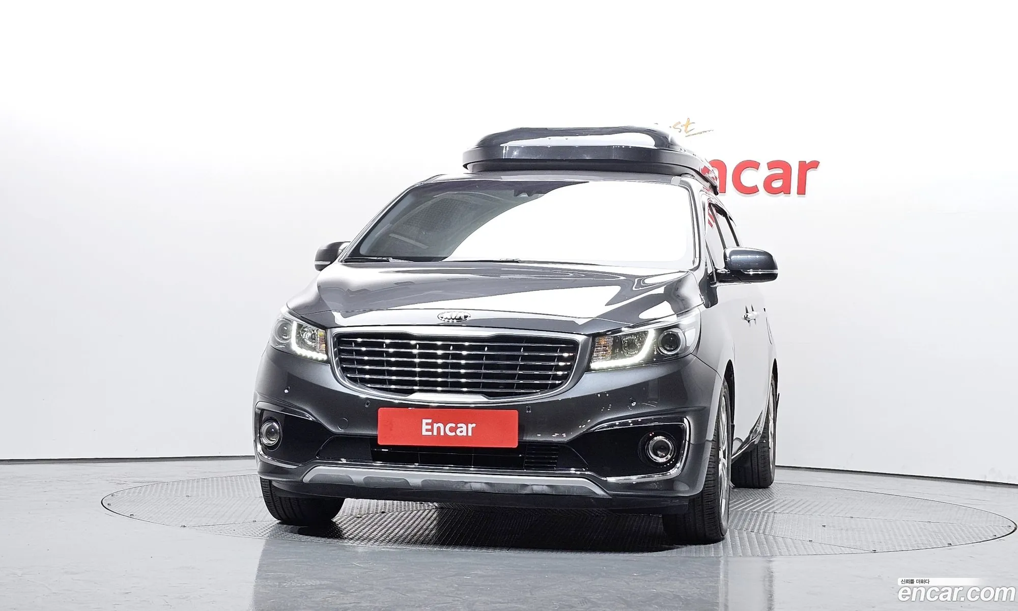 Kia Carnival 2017 — 2