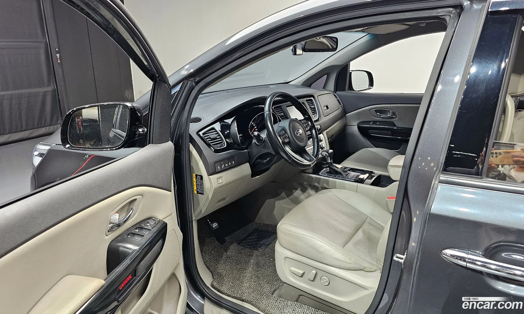 Kia Carnival 2017 — 6