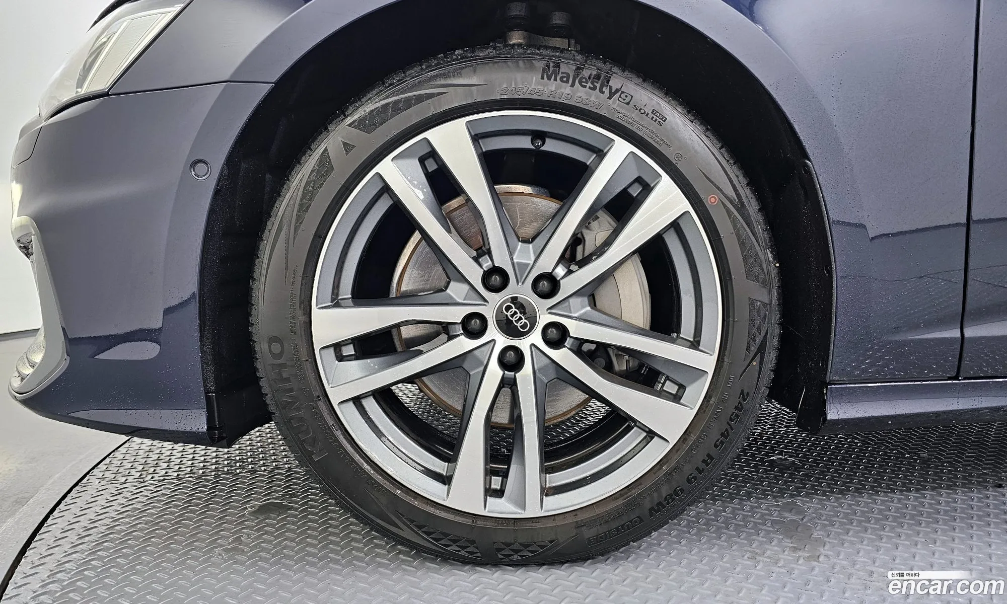 Audi A6 2022 WAUZZZF26NN053691 — 4