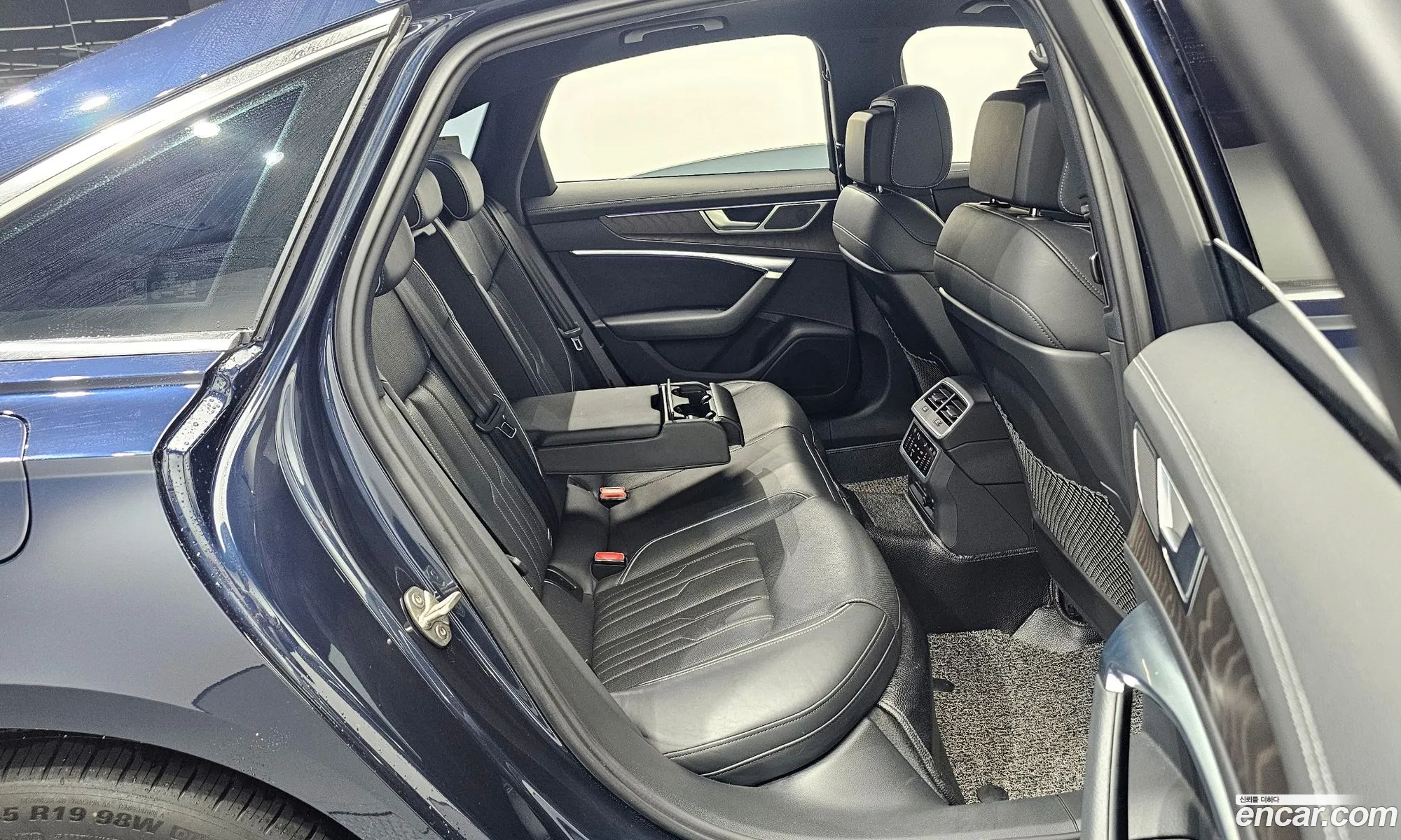 Audi A6 2022 WAUZZZF26NN053691 — 13