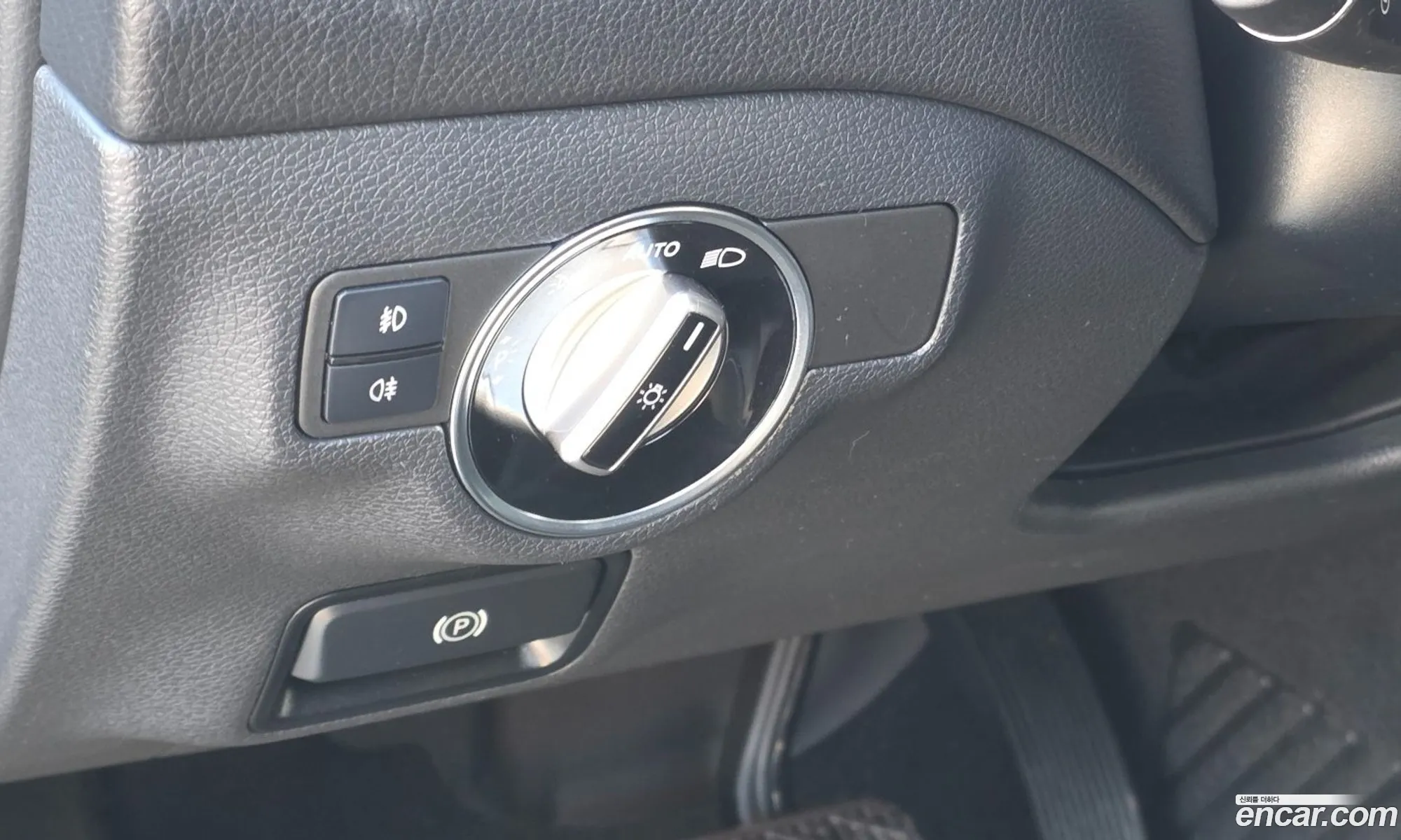 Mercedes-Benz GLA-Class X156 2019 — 10