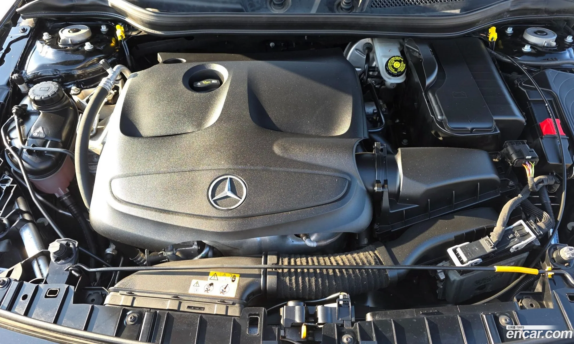 Mercedes-Benz GLA-Class X156 2019 — 12