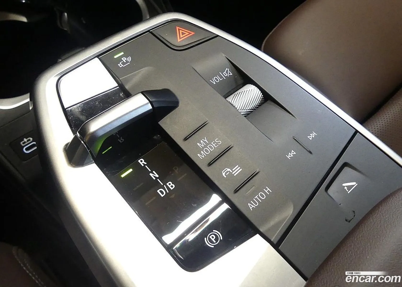 BMW iX1 2025 — 15
