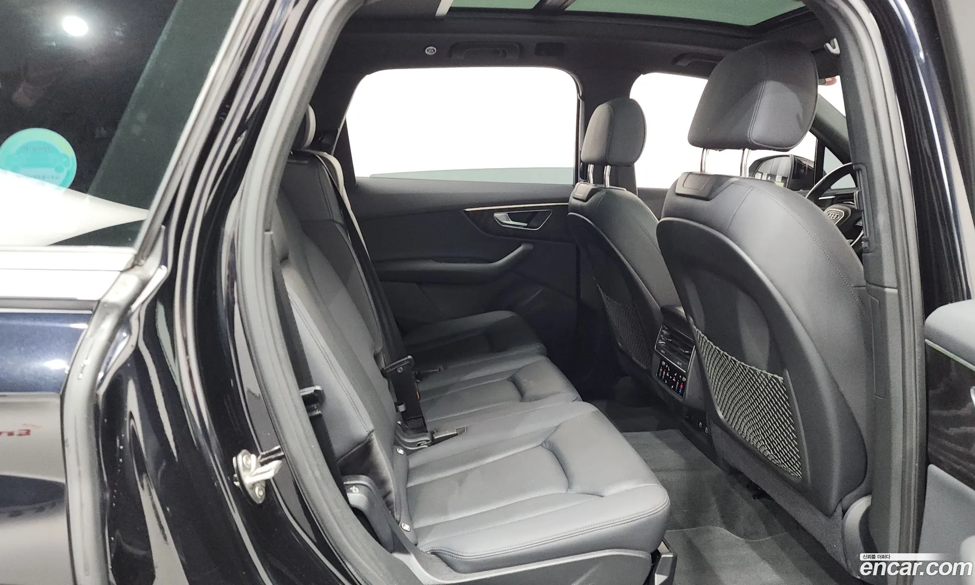 Audi Q7 2021 WAUZZZ4M2MD031714 — 17