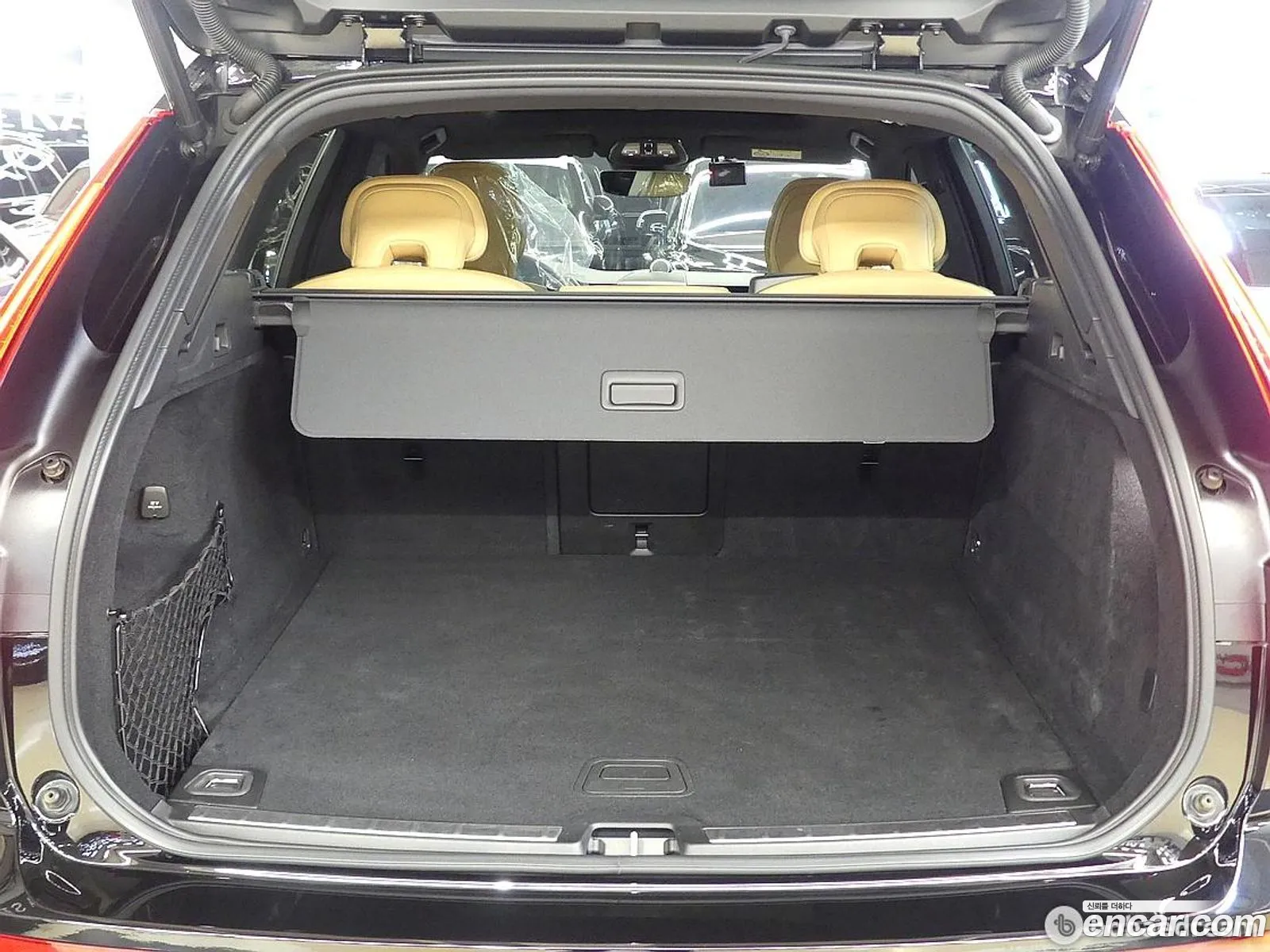 Volvo XC60 2022 — 10